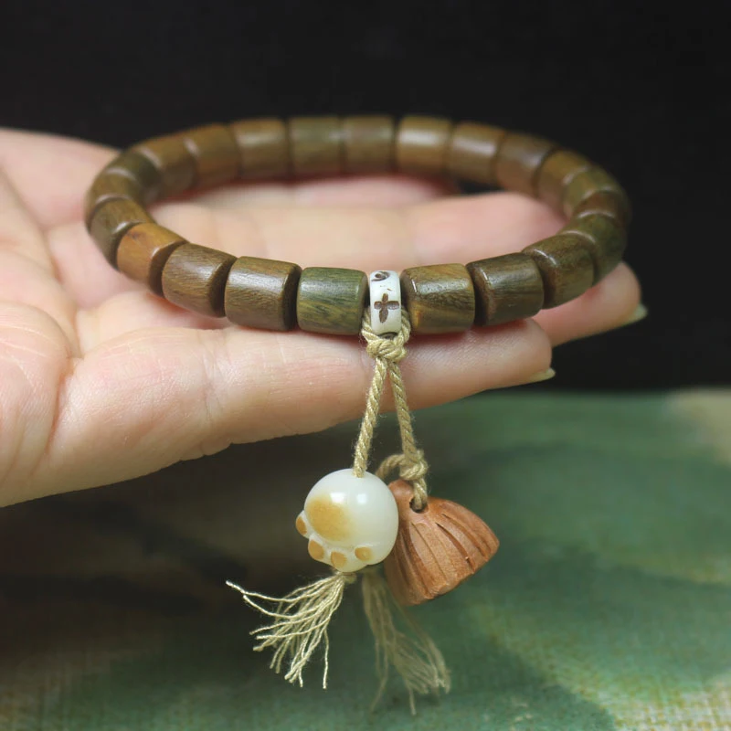 8mm Green Sandalwood Barrel Bead with Bodhi Cat Claw Wood Lotus Pod, Personalized Bracelet for Men and Women, DIY Praye
8mm Green Sandalwood Barrel Bead with Bodhi Cat Claw Wood Lotus Pod, Personalized Bracelet for Men and Women, DIY Praye