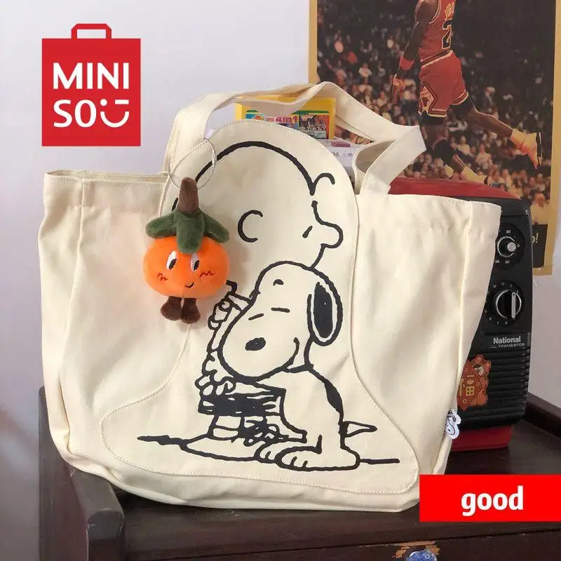 MINISO Kawaii Anime New Snoopy Large Capacity Casual Canvas Bag Cute Cartoon Versatile Commuting Shoulder Bag Student Class Bag
MINISO Kawaii Anime New Snoopy Large Capacity Casual Canvas Bag Cute Cartoon Versatile Commuting Shoulder Bag Student Class Bag