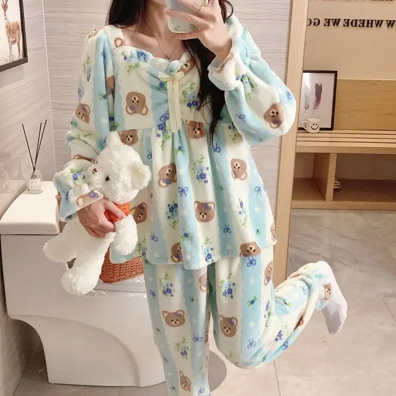 Sweet Cartoon Print Velvet Flannel Pajamas Set Autumn Winter Women Long Sleeve Tops Pants Loungewear Sleepwear Warm Home Wear
Sweet Cartoon Print Velvet Flannel Pajamas Set Autumn Winter Women Long Sleeve Tops Pants Loungewear Sleepwear Warm Home Wear