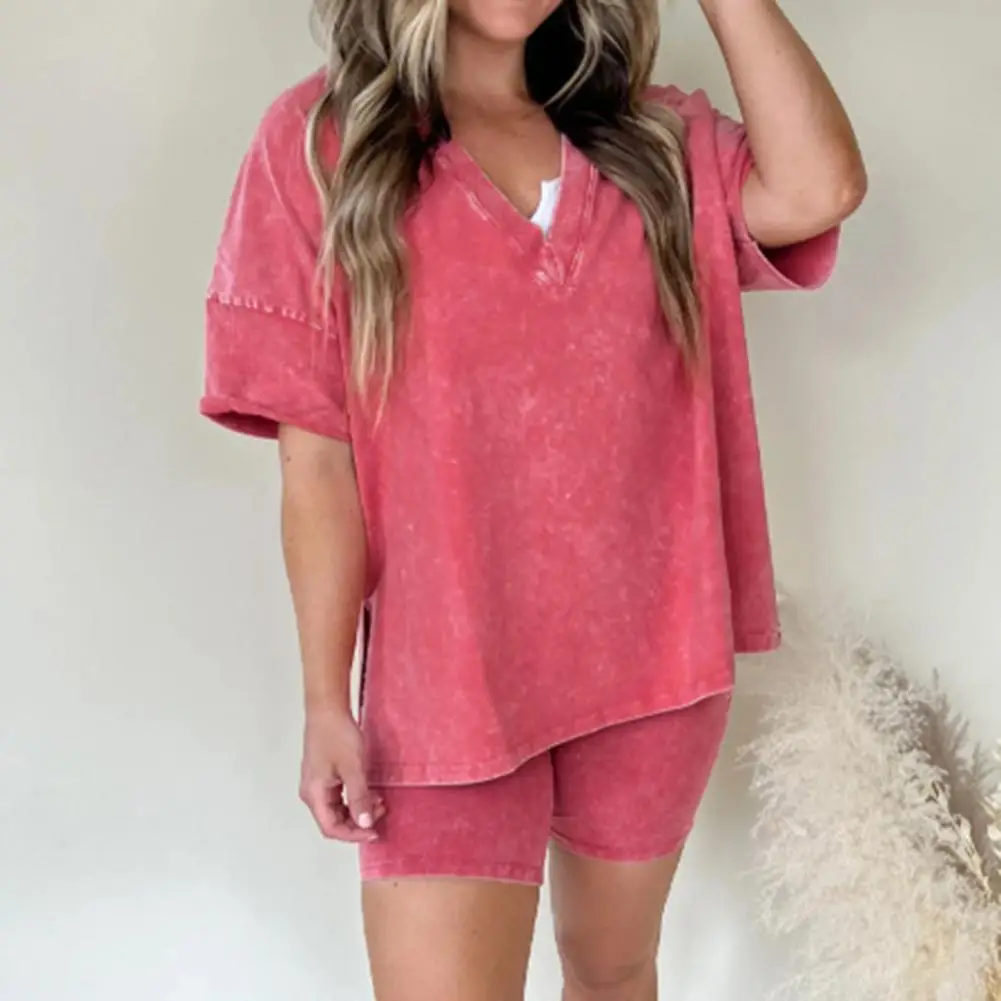 Women Tracksuit Elastic-waist Shorts Top Outfit Stylish Women's Summer Sportswear Set V Neck Side Split T-shirt for Active
Women Tracksuit Elastic-waist Shorts Top Outfit Stylish Women's Summer Sportswear Set V Neck Side Split T-shirt for Active