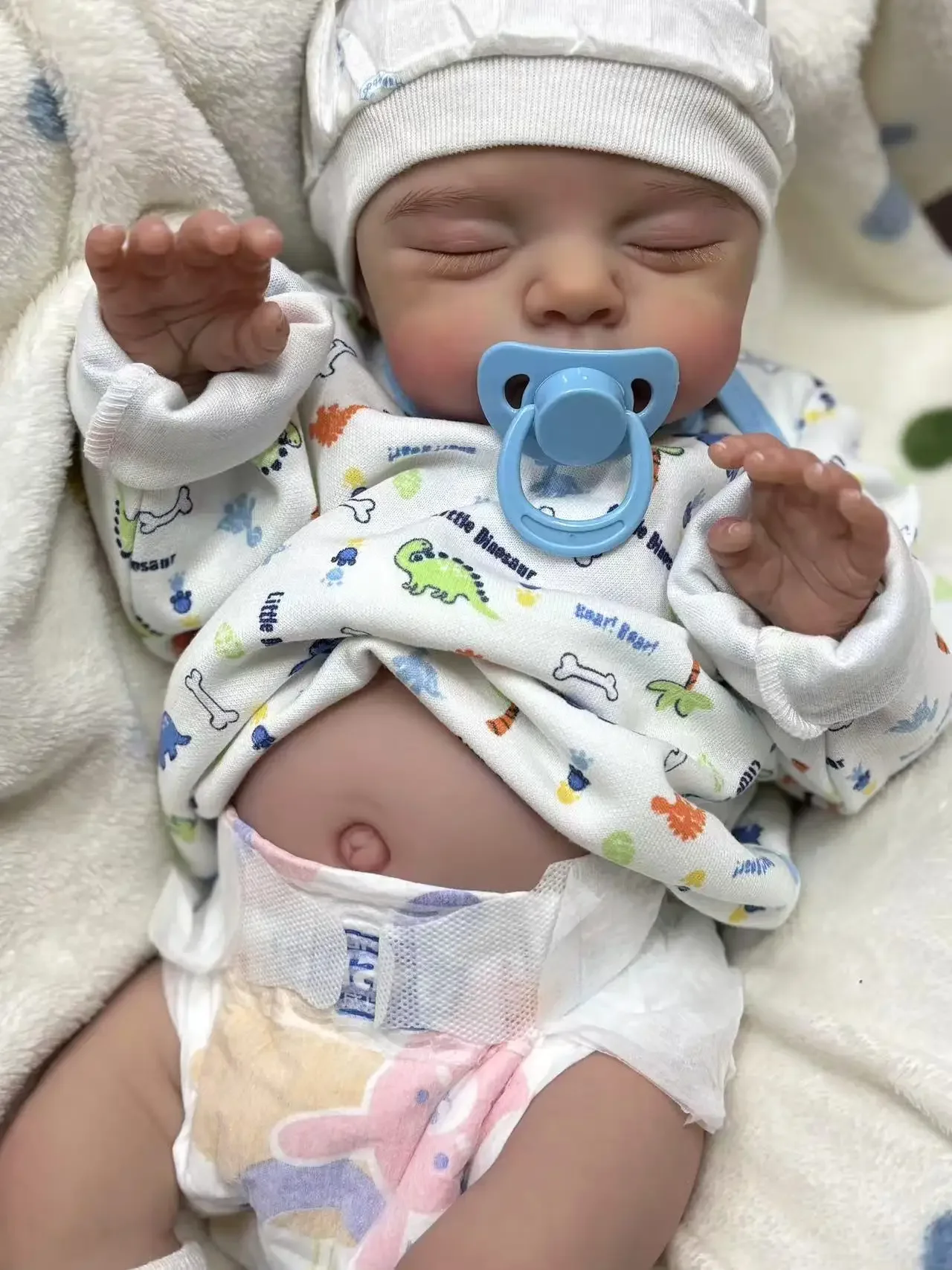 Индивидуальная поставка St.Store, 18 дюймов, Reborn Baby Irys, 2 версии с/выходом, живот без волос, уже готовая кукла, рождественский подарок
Индивидуальная поставка St.Store, 18 дюймов, Reborn Baby Irys, 2 версии с/выходом, живот без волос, уже готовая кукла, рождественский подарок