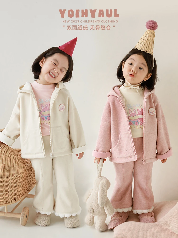 Girl's Winter Velvet Sports Set Sweet Cute Windproof Warmth Hooded Coat Pants Two Piece Set
Girl's Winter Velvet Sports Set Sweet Cute Windproof Warmth Hooded Coat Pants Two Piece Set