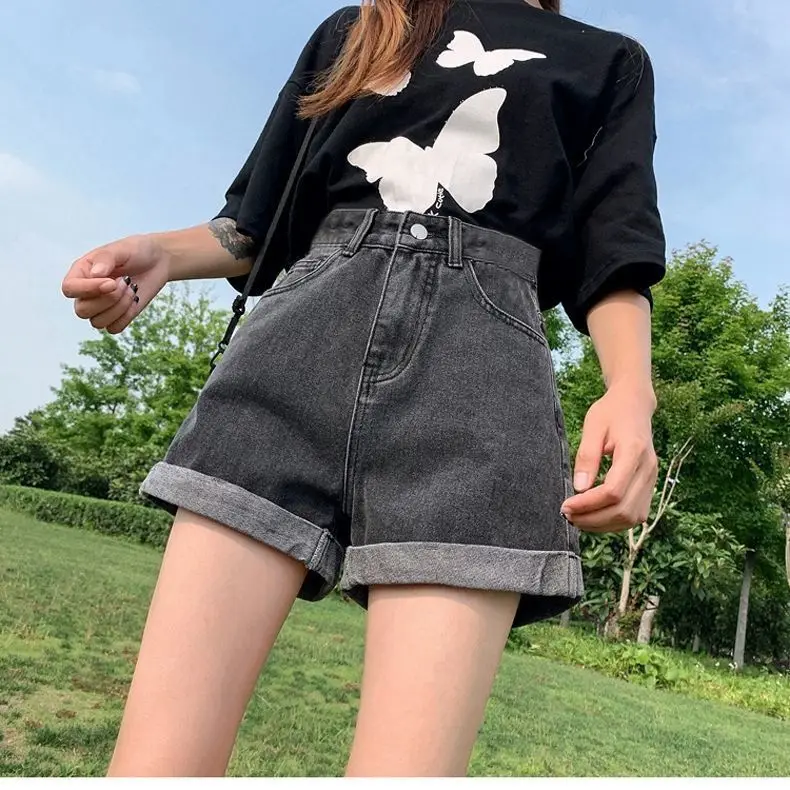 High Waist Denim Shorts Women Summer 2026 New Outwear Slimming A-Line Trendy Hot Pants Cotton Polyester Blend Casual Shorts
High Waist Denim Shorts Women Summer 2026 New Outwear Slimming A-Line Trendy Hot Pants Cotton Polyester Blend Casual Shorts