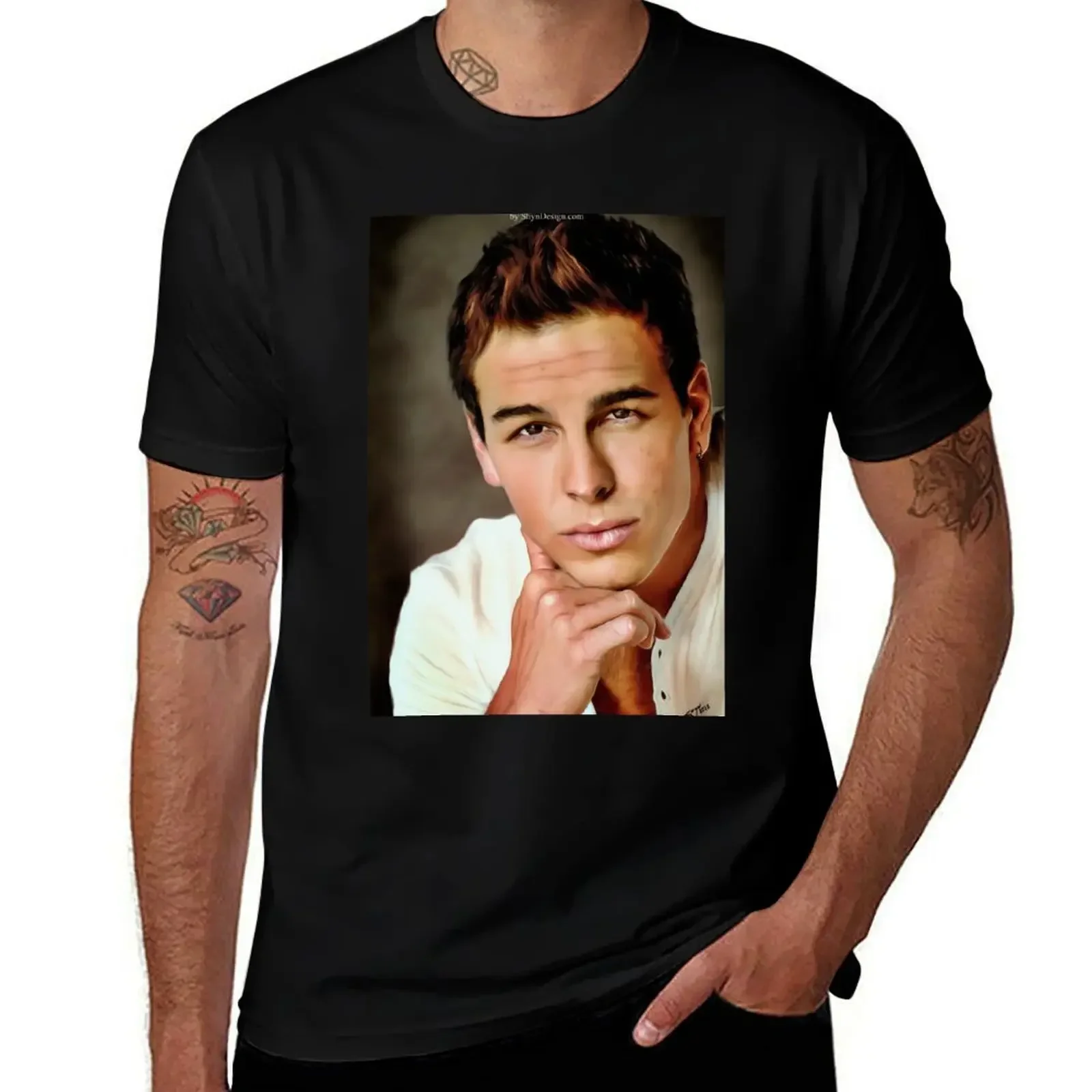 Футболка Mario Casas, футболка с аниме, футболка с короткими рукавами, рубашки больших размеров, мужская футболка с рисунком
Футболка Mario Casas, футболка с аниме, футболка с короткими рукавами, рубашки больших размеров, мужская футболка с рисунком