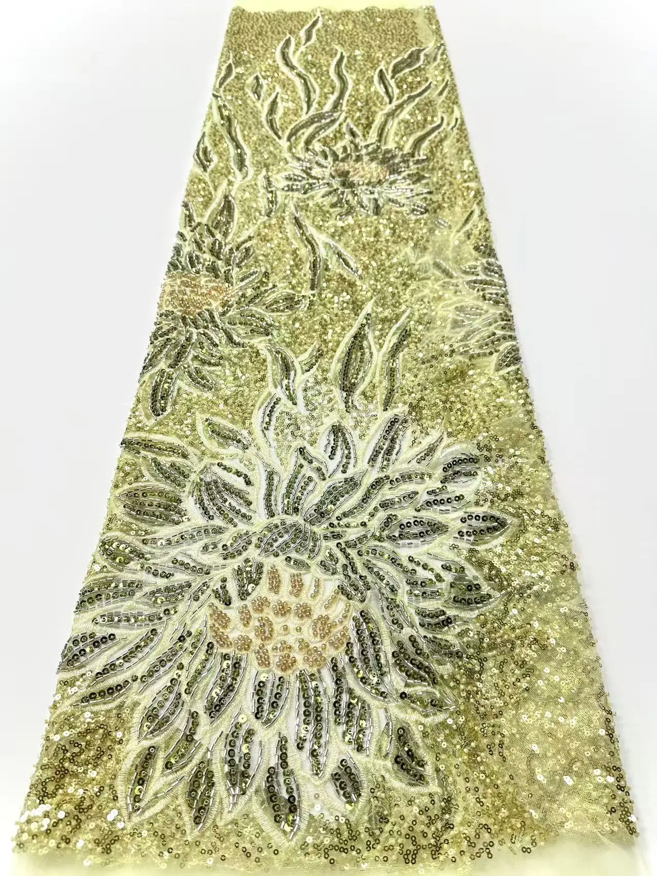 Luxury African Groom Sequins Lace Fabric High Quality Beaded Embroidery Lace French Tulle for Nigerian Wedding Dresses
Luxury African Groom Sequins Lace Fabric High Quality Beaded Embroidery Lace French Tulle for Nigerian Wedding Dresses