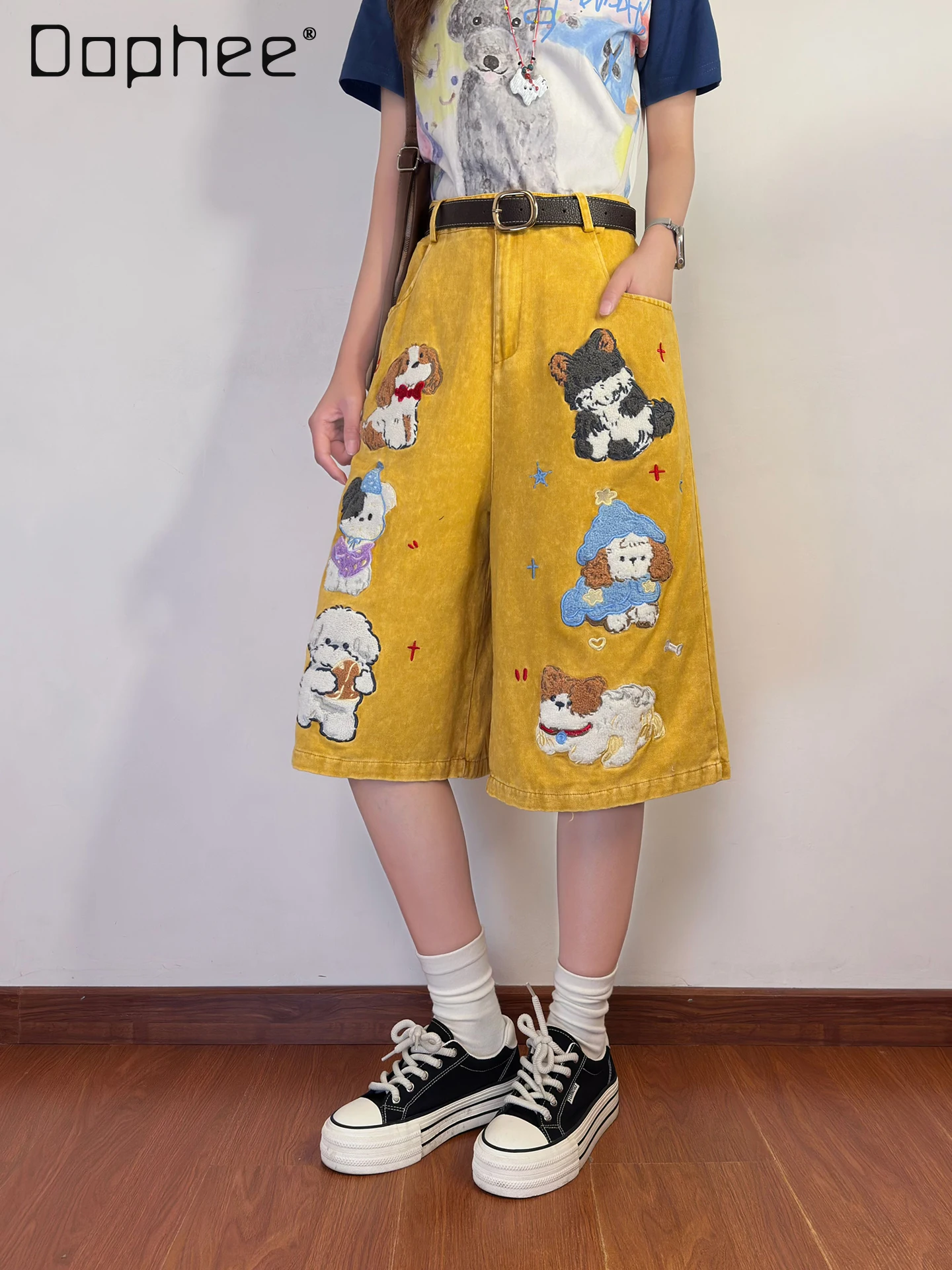 American Retro Denim Cropped Pants Women's Summer Cartoon Embroidery Straight Wide-leg Shorts Trendy Women Jeans 2025 New
American Retro Denim Cropped Pants Women's Summer Cartoon Embroidery Straight Wide-leg Shorts Trendy Women Jeans 2025 New
