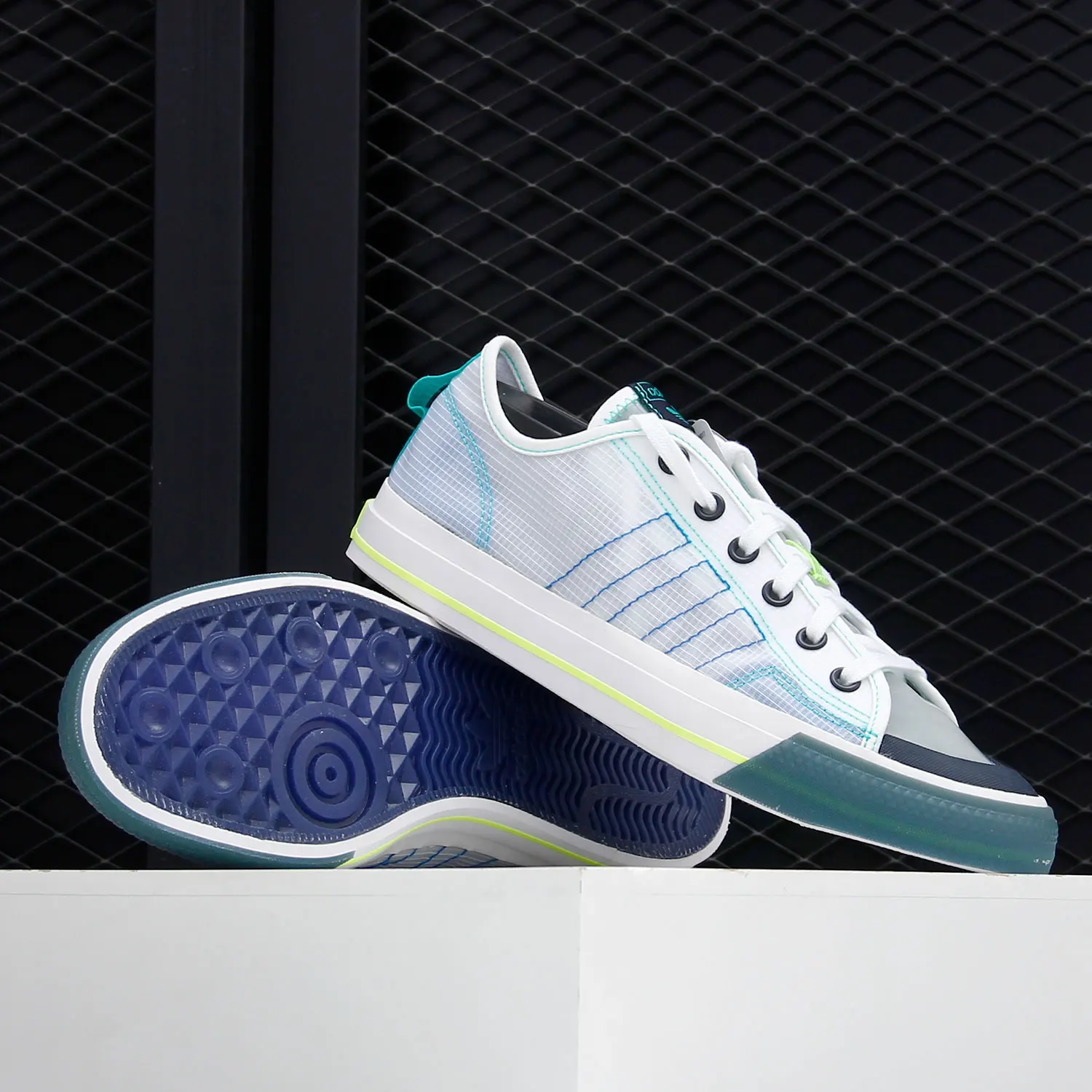 Adidas Authentic Three Leaves NIZZA RF Men's Women's Wear-Resistant Sports Casual Shoes FY3091
Adidas Authentic Three Leaves NIZZA RF Men's Women's Wear-Resistant Sports Casual Shoes FY3091