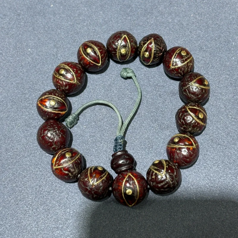 Natural Old Jade Eye Bodhi Bracelet
Natural Old Jade Eye Bodhi Bracelet