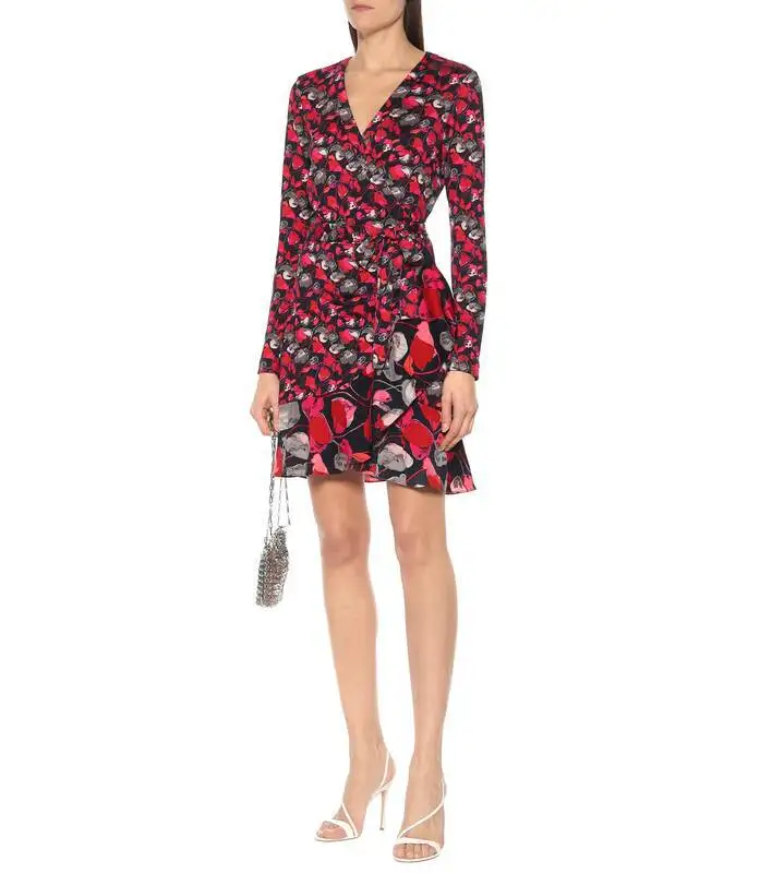 PG DVF Новинка раннего лета: Женская блузка с принтом роз, на завязках, с драпировкой на груди и талии, с пышной юбкой-клеш
PG DVF Новинка раннего лета: Женская блузка с принтом роз, на завязках, с драпировкой на груди и талии, с пышной юбкой-клеш