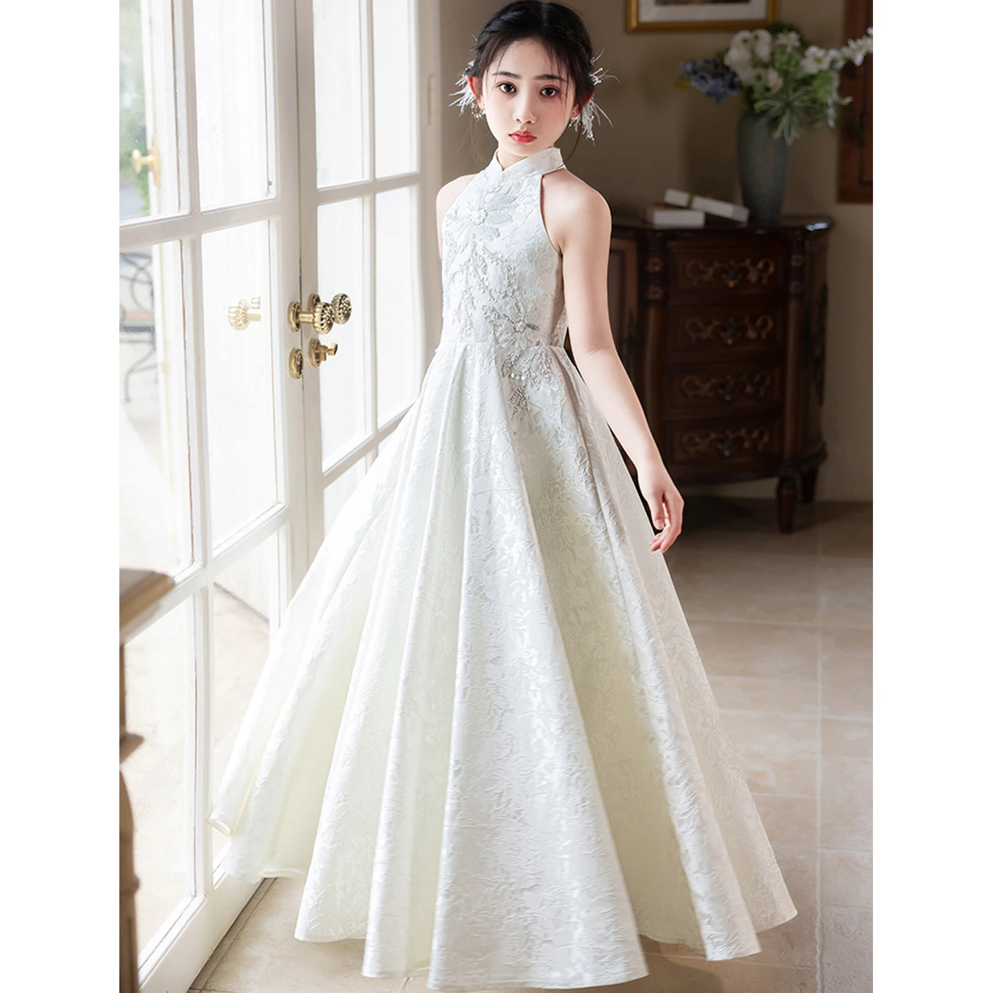 Трехмерное вечернее платье из жаккардовой ткани с вырезом для девочек, выпускное платье, платье принцессы, платье для причастия/на заказ
Трехмерное вечернее платье из жаккардовой ткани с вырезом для девочек, выпускное платье, платье принцессы, платье для причастия/на заказ