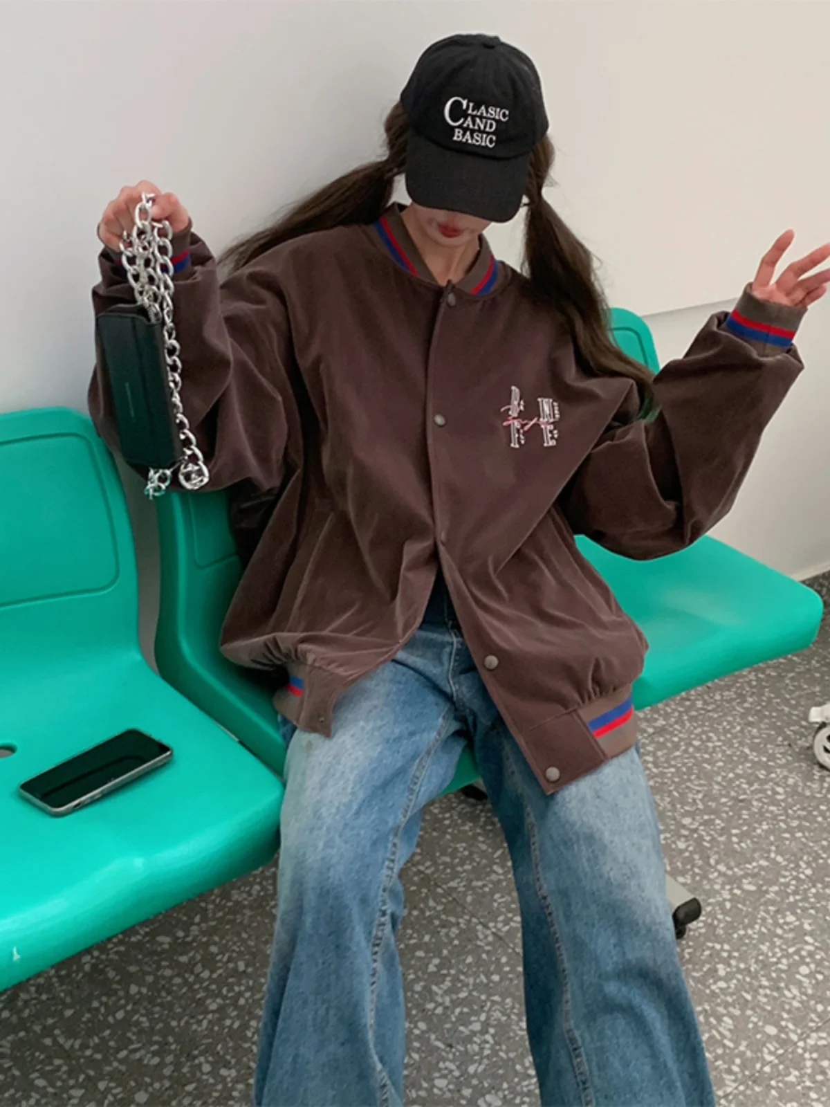 Street Sle American Hiphop Baseball Jaet Men's Autumn Casual Loose Couple's Jaet Youth Faion Windproof Outerwear
Street Sle American Hiphop Baseball Jaet Men's Autumn Casual Loose Couple's Jaet Youth Faion Windproof Outerwear