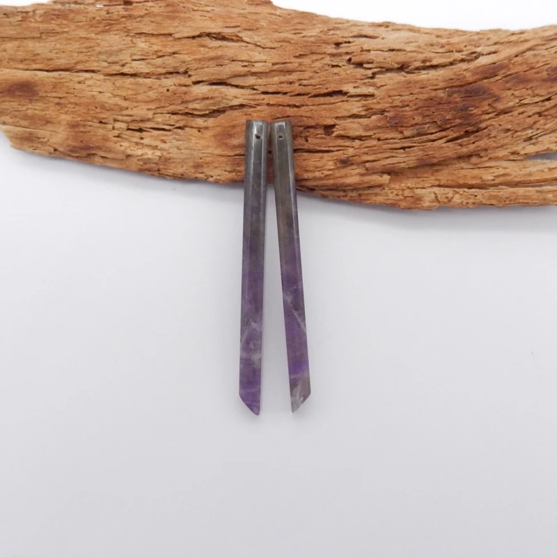 Natural Amethyst Long Shape Gemstone Earring Beads Popular Matched Earring Pair 56x4mm for Jewelry Making
Natural Amethyst Long Shape Gemstone Earring Beads Popular Matched Earring Pair 56x4mm for Jewelry Making