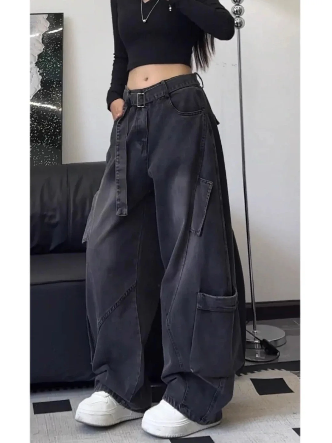 Y2K Широкие джинсы Женская американская рабочая одежда Черные брюки свободного похудения с несколькими карманами
Y2K Широкие джинсы Женская американская рабочая одежда Черные брюки свободного похудения с несколькими карманами