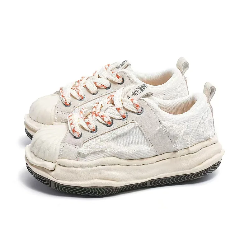 Custom Handmade Tassel Shell Head Dissolving Sneakers Summer Trend Splicing Breathable Couple Canvas White Shoes
Custom Handmade Tassel Shell Head Dissolving Sneakers Summer Trend Splicing Breathable Couple Canvas White Shoes