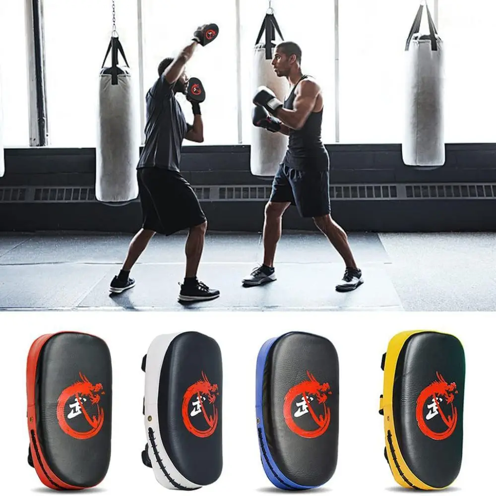 PU Leather Boxing Target Curved Durable Boxing Glove Kick Fitness Equipment for Muay Thai Taekwondo MMA Martial Arts Training
PU Leather Boxing Target Curved Durable Boxing Glove Kick Fitness Equipment for Muay Thai Taekwondo MMA Martial Arts Training
