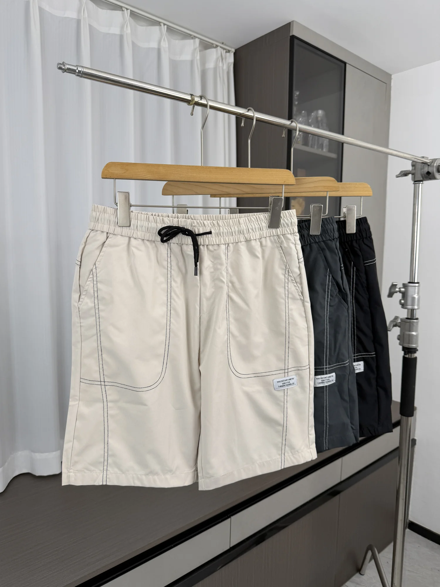Lightweight Breathable Men's Outdoor Casual Quick Dry Five-Quarter Shorts Comfortable Elastic Summer Shorts Trendy Color
Lightweight Breathable Men's Outdoor Casual Quick Dry Five-Quarter Shorts Comfortable Elastic Summer Shorts Trendy Color