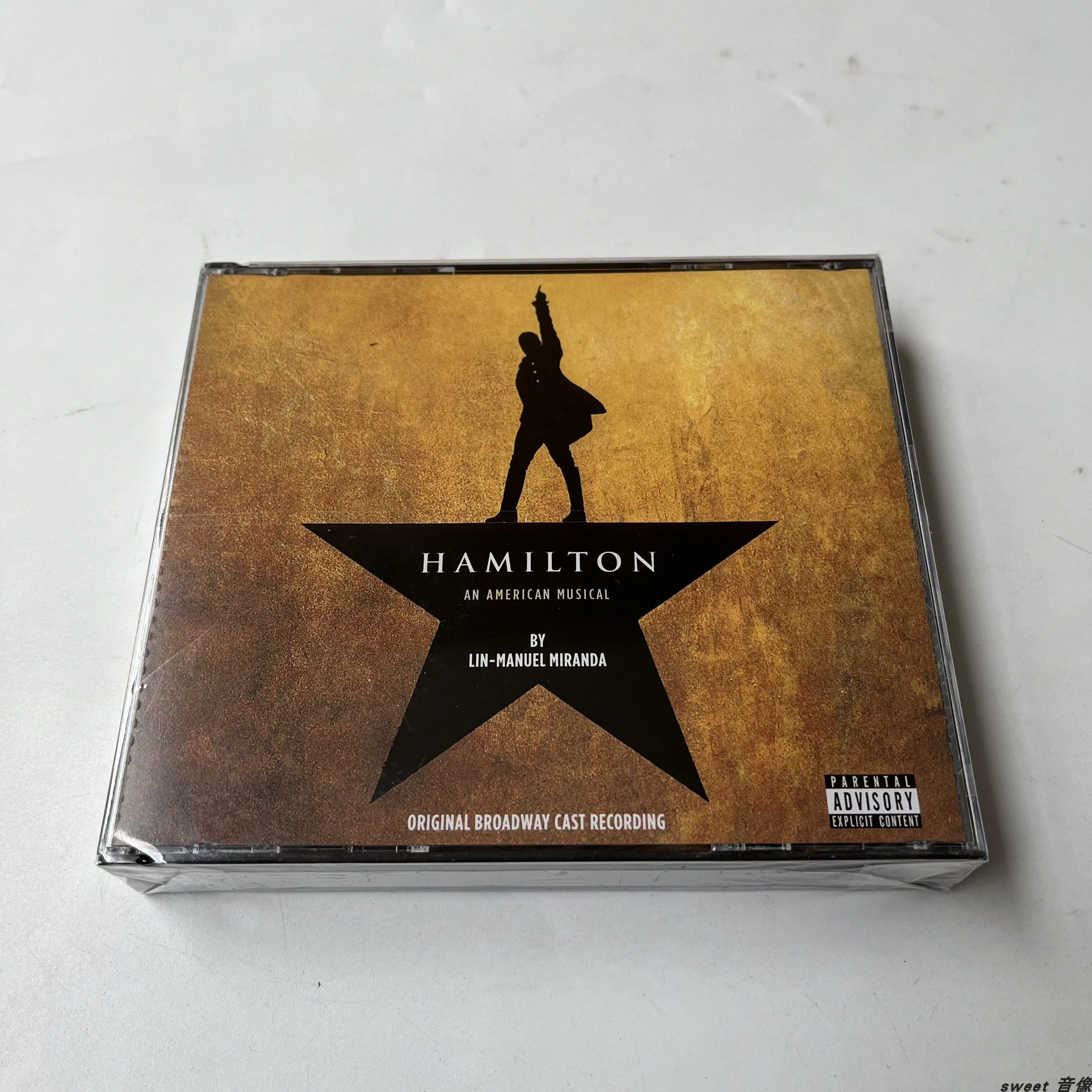 Hamilton – Original Broadway Cast Recording 2CD Jewelcase Album | Hip-Hop Musical Soundtrack, 31-Track, 2015 Release
Hamilton – Original Broadway Cast Recording 2CD Jewelcase Album | Hip-Hop Musical Soundtrack, 31-Track, 2015 Release