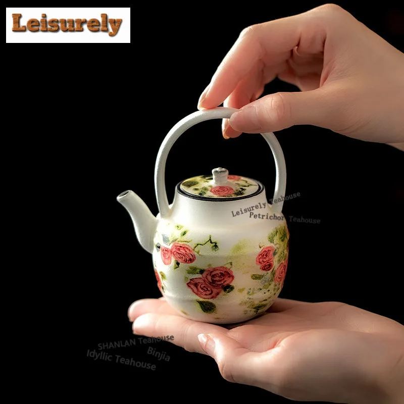 175ml Oil Painting Rose Porcelain Handle Teapot Zen Tea Infuser Pot Tea Making Kettle with Filter White Tea for Tea Ornaments
175ml Oil Painting Rose Porcelain Handle Teapot Zen Tea Infuser Pot Tea Making Kettle with Filter White Tea for Tea Ornaments