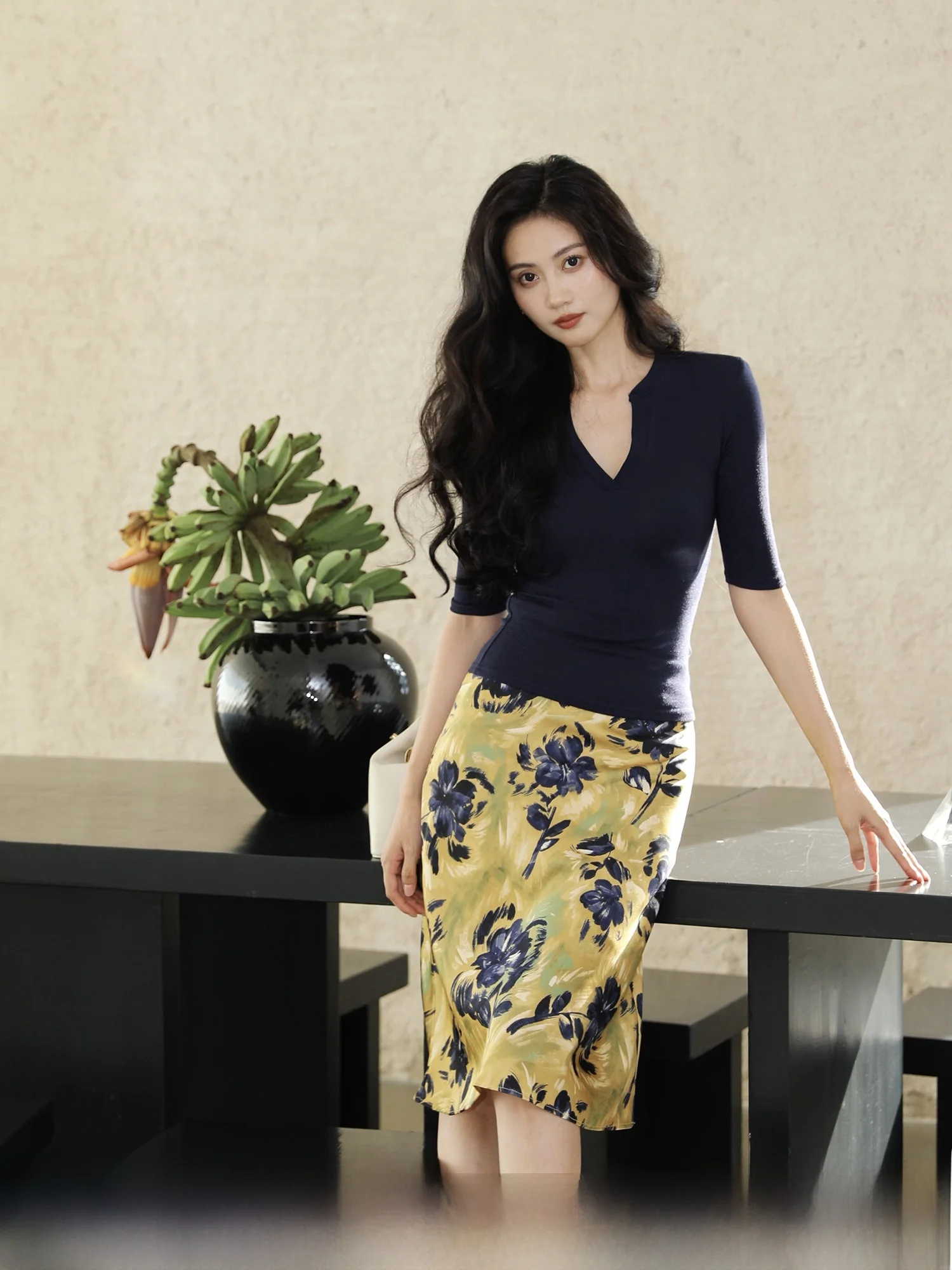 Женская летняя юбка миди с высокой талией, модная облегающая юбка с принтом, повседневная юбка А-силуэта из полиэстера
Женская летняя юбка миди с высокой талией, модная облегающая юбка с принтом, повседневная юбка А-силуэта из полиэстера