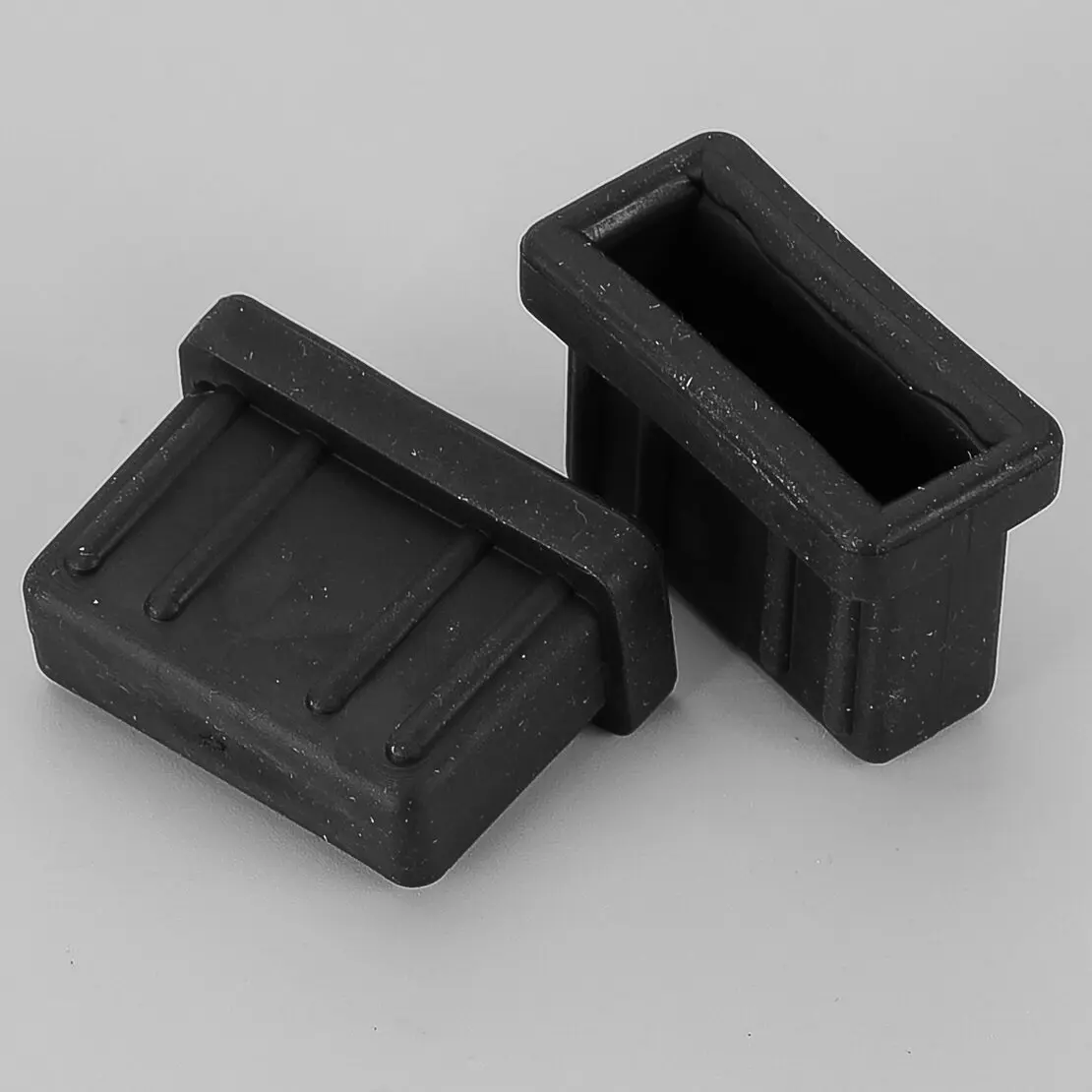 2Pcs Car Engine Cover Rubber Pier Sleeve Black 17111712911 Fit for BMW 3 5 7 Series X1 X3 X5 X4 X6 N55
2Pcs Car Engine Cover Rubber Pier Sleeve Black 17111712911 Fit for BMW 3 5 7 Series X1 X3 X5 X4 X6 N55