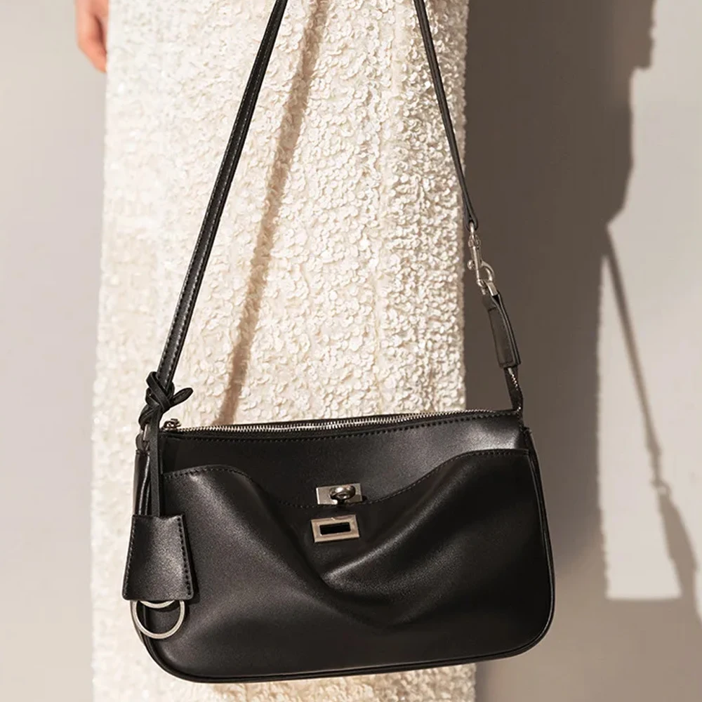 Paris Classic Women Bags Split Leather Tote Bag For Women Luxury Brand Simple Metal Buckle Underarm Bags Shoulder Bag
Paris Classic Women Bags Split Leather Tote Bag For Women Luxury Brand Simple Metal Buckle Underarm Bags Shoulder Bag