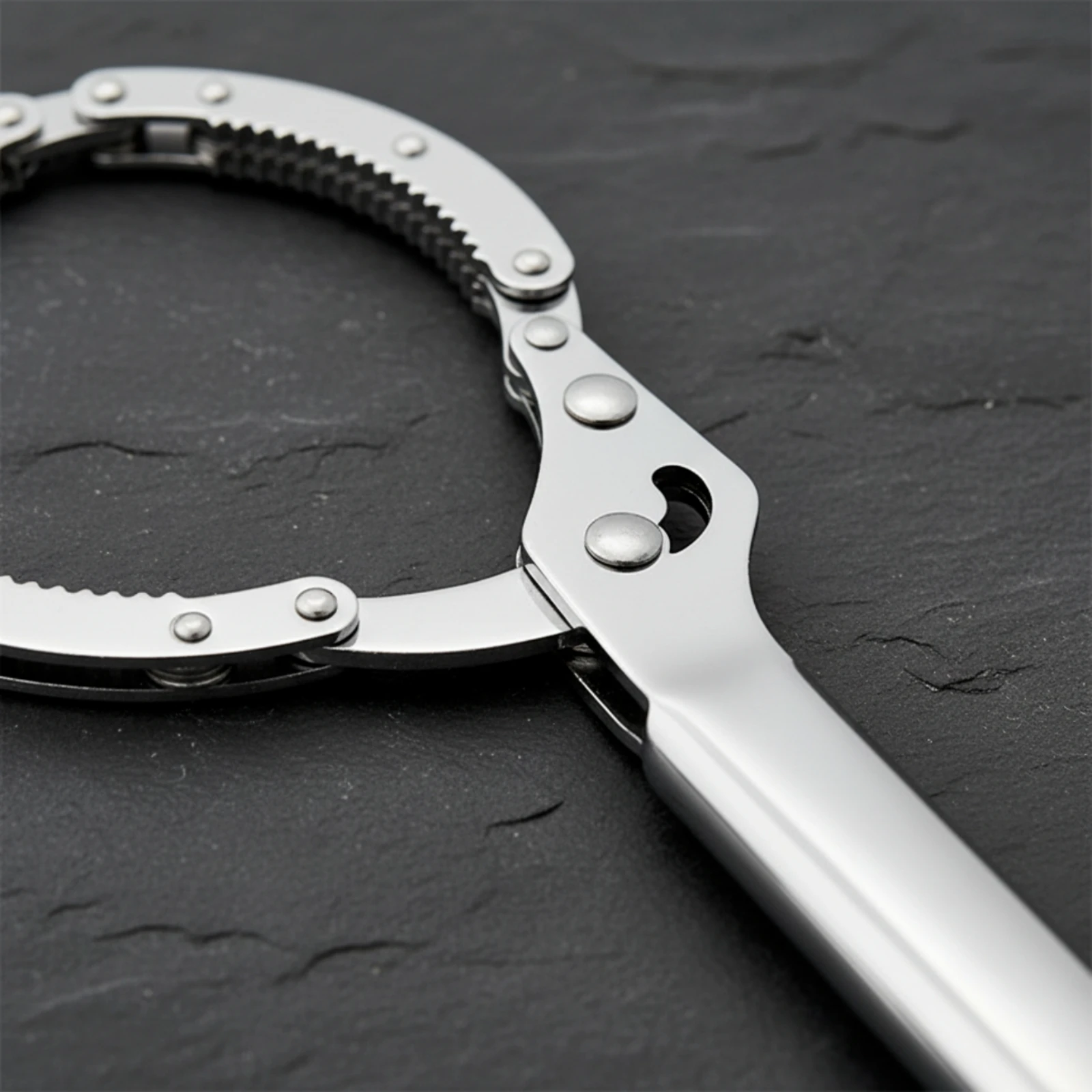 Handcuff Oil Filter Wrench 9 Cm Handle Garage Tool for Auto Repair
Handcuff Oil Filter Wrench 9 Cm Handle Garage Tool for Auto Repair