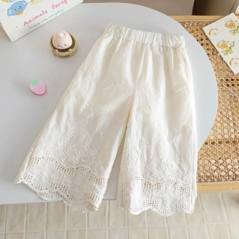 Kids Girls Lace Wide Leg Pants 2026 Summer New Floral Embroidery Casual Trousers Anti-Mosquito Loose Pants Cute Bohemian Style
Kids Girls Lace Wide Leg Pants 2026 Summer New Floral Embroidery Casual Trousers Anti-Mosquito Loose Pants Cute Bohemian Style