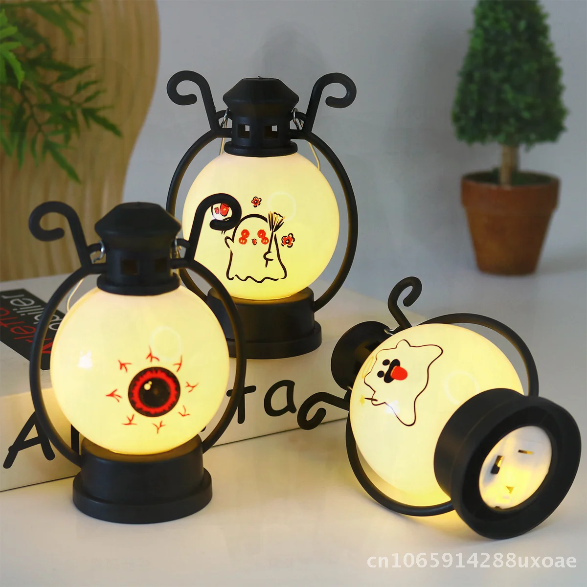 Halloween LED Ghost Night Light Creative Atmosphere Lamp Ornament Electronic Candle for Party Festival Props
Halloween LED Ghost Night Light Creative Atmosphere Lamp Ornament Electronic Candle for Party Festival Props