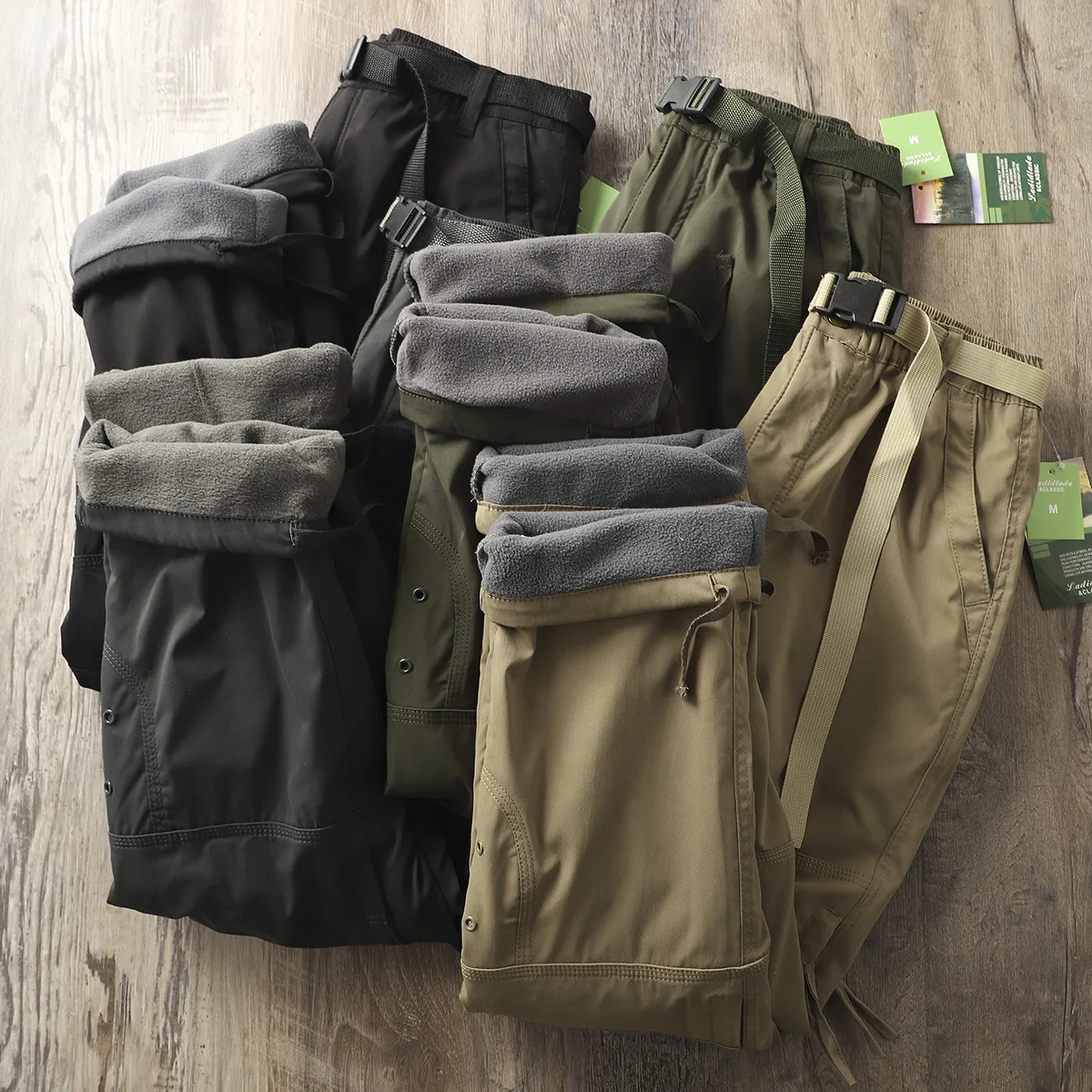 Men's Outdoor Assault Pants Autumn Winter Thick Fleece Warm Windproof Workwear Trousers Straight Tube Long Camp Mountaineering
Men's Outdoor Assault Pants Autumn Winter Thick Fleece Warm Windproof Workwear Trousers Straight Tube Long Camp Mountaineering