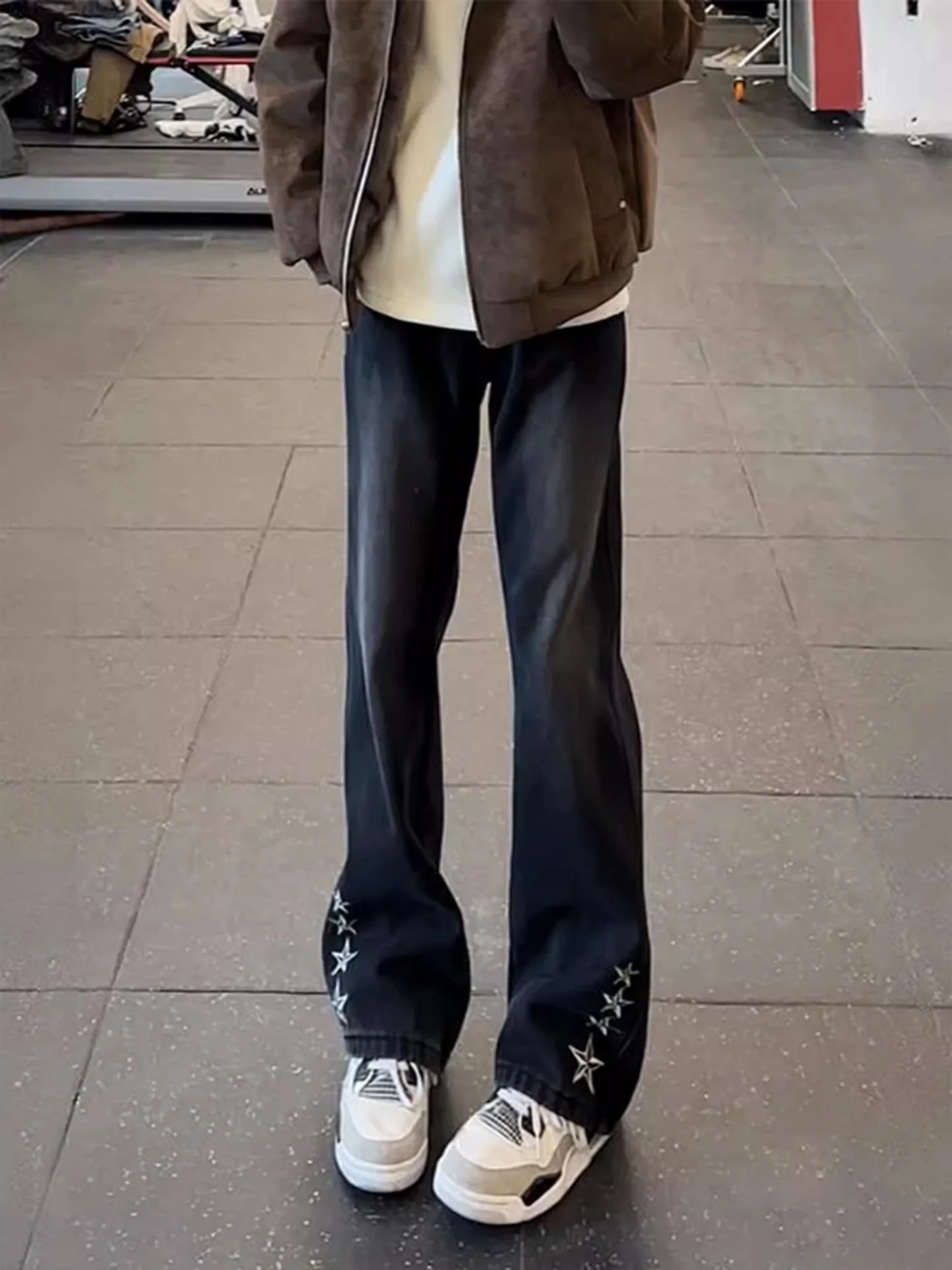 American Street Style Embroidered Black Jeans Men Loose Straight High Street Vibe Micro Flared Slimming Tall Long Pants
American Street Style Embroidered Black Jeans Men Loose Straight High Street Vibe Micro Flared Slimming Tall Long Pants
