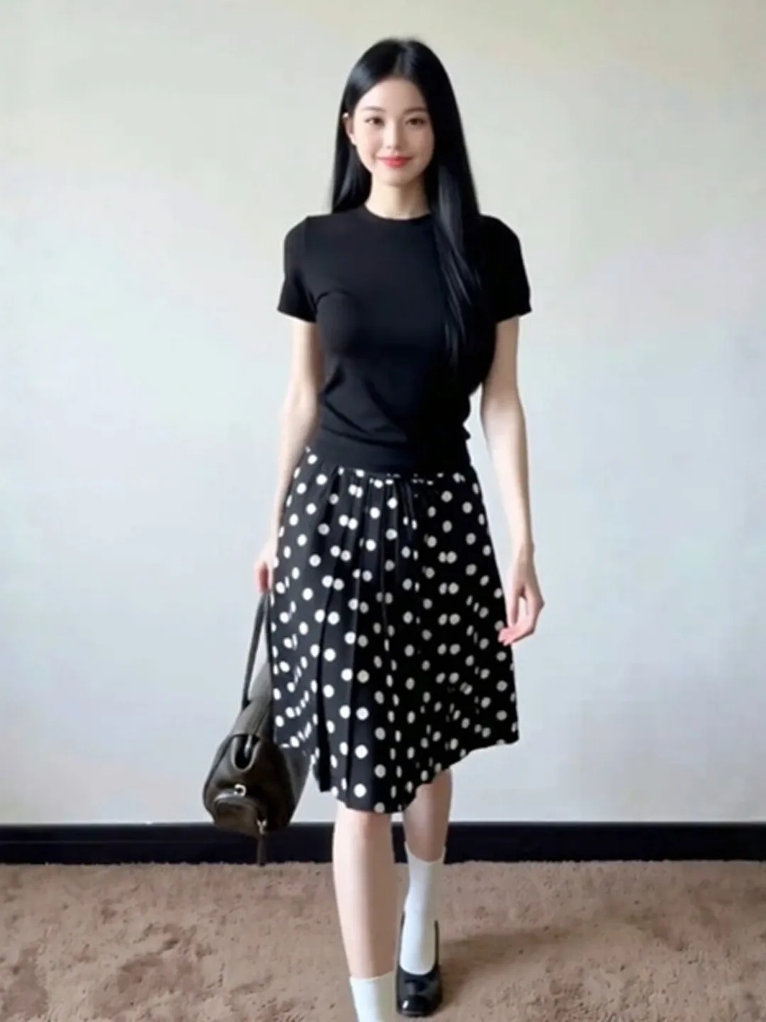 Korean Gentle Style Polka Dot Half Skirt Two-Piece Set Elegant Summer Fashion Ensemble Comfortable Cotton Short Sleeve T-Shirt
Korean Gentle Style Polka Dot Half Skirt Two-Piece Set Elegant Summer Fashion Ensemble Comfortable Cotton Short Sleeve T-Shirt