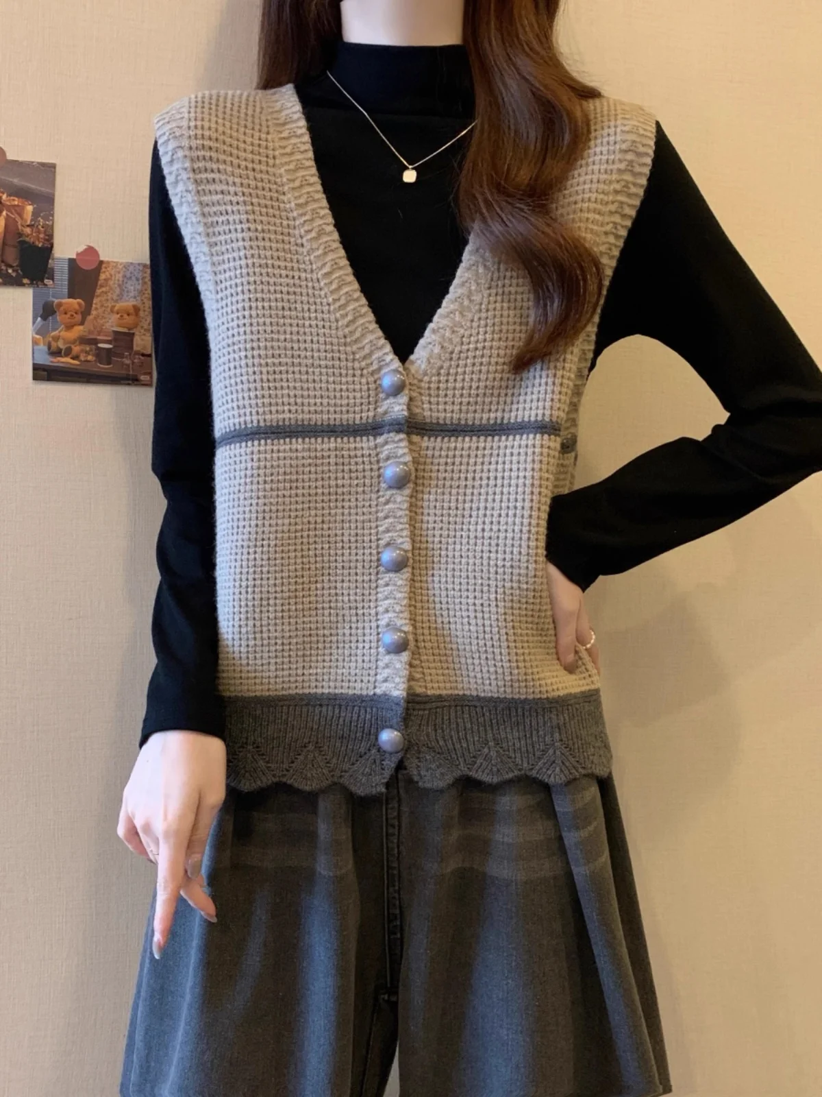 Ele ey V-Ne Knitted Vest Women's Faion Single Button Color Blo Layering Open Cardigan Spring Autumn New Sle
Ele ey V-Ne Knitted Vest Women's Faion Single Button Color Blo Layering Open Cardigan Spring Autumn New Sle