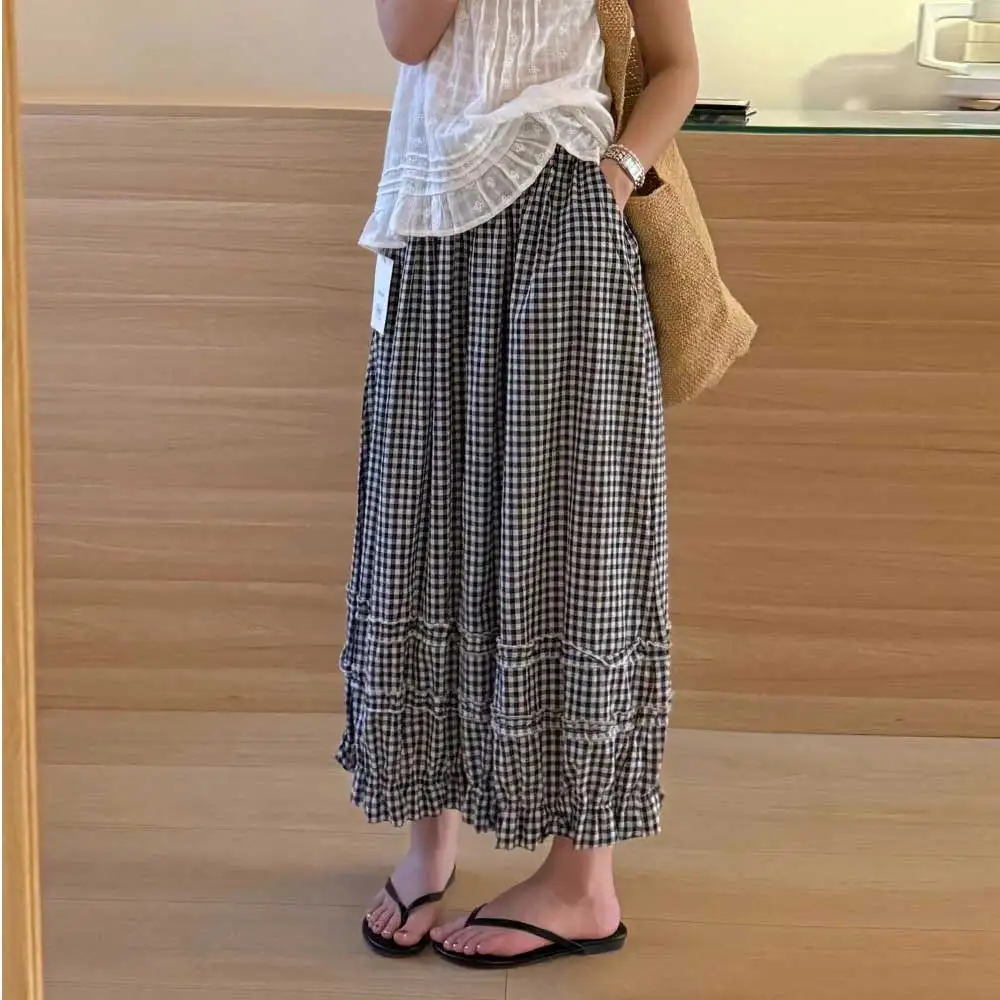 Women Summer Mori Girl Vintage Plaid Casual Loose Bloomers Pants Elastic Waist Ruffled Hem Wide Leg Pants
Women Summer Mori Girl Vintage Plaid Casual Loose Bloomers Pants Elastic Waist Ruffled Hem Wide Leg Pants