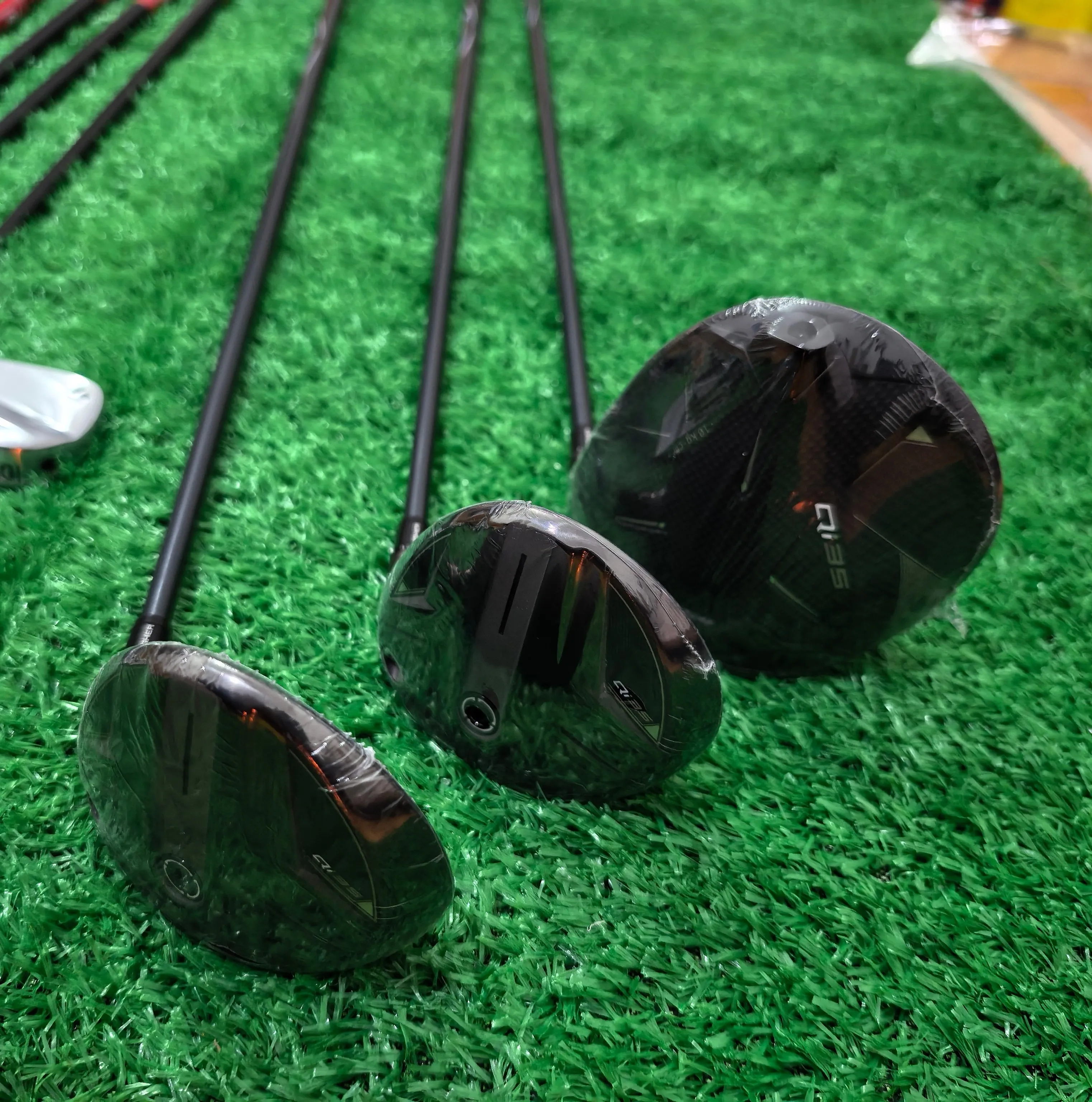2025 Right Handed Golf Driver 9/10.5 Degree R/SR/S/X Flex Graphite Golf Club Forged Artwork Rubber Grip
2025 Right Handed Golf Driver 9/10.5 Degree R/SR/S/X Flex Graphite Golf Club Forged Artwork Rubber Grip