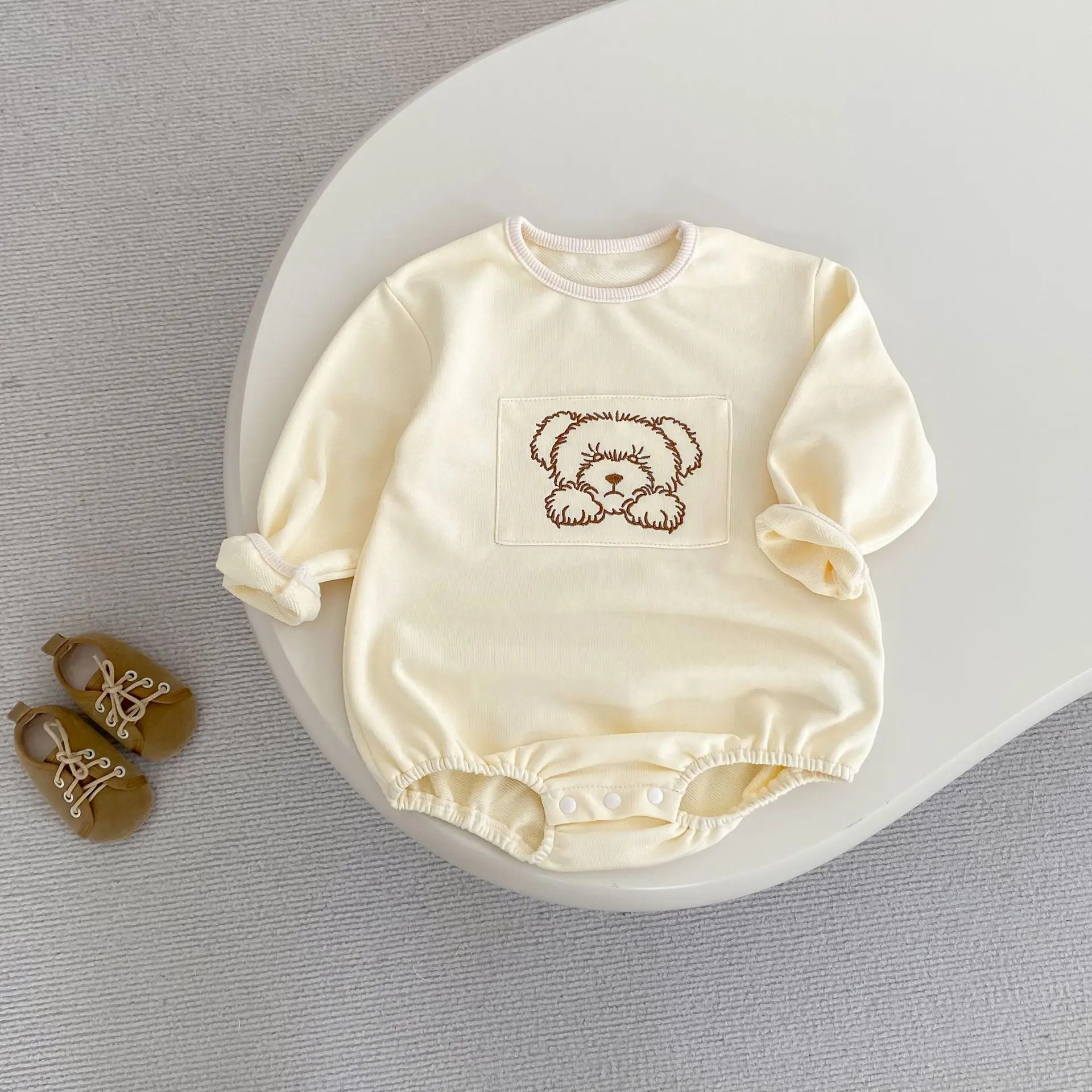New autumn clothing for babies aged 0-3, baby jumpsuit for boys and girls, teddy bear round neck long sleeved jumpsuit
New autumn clothing for babies aged 0-3, baby jumpsuit for boys and girls, teddy bear round neck long sleeved jumpsuit