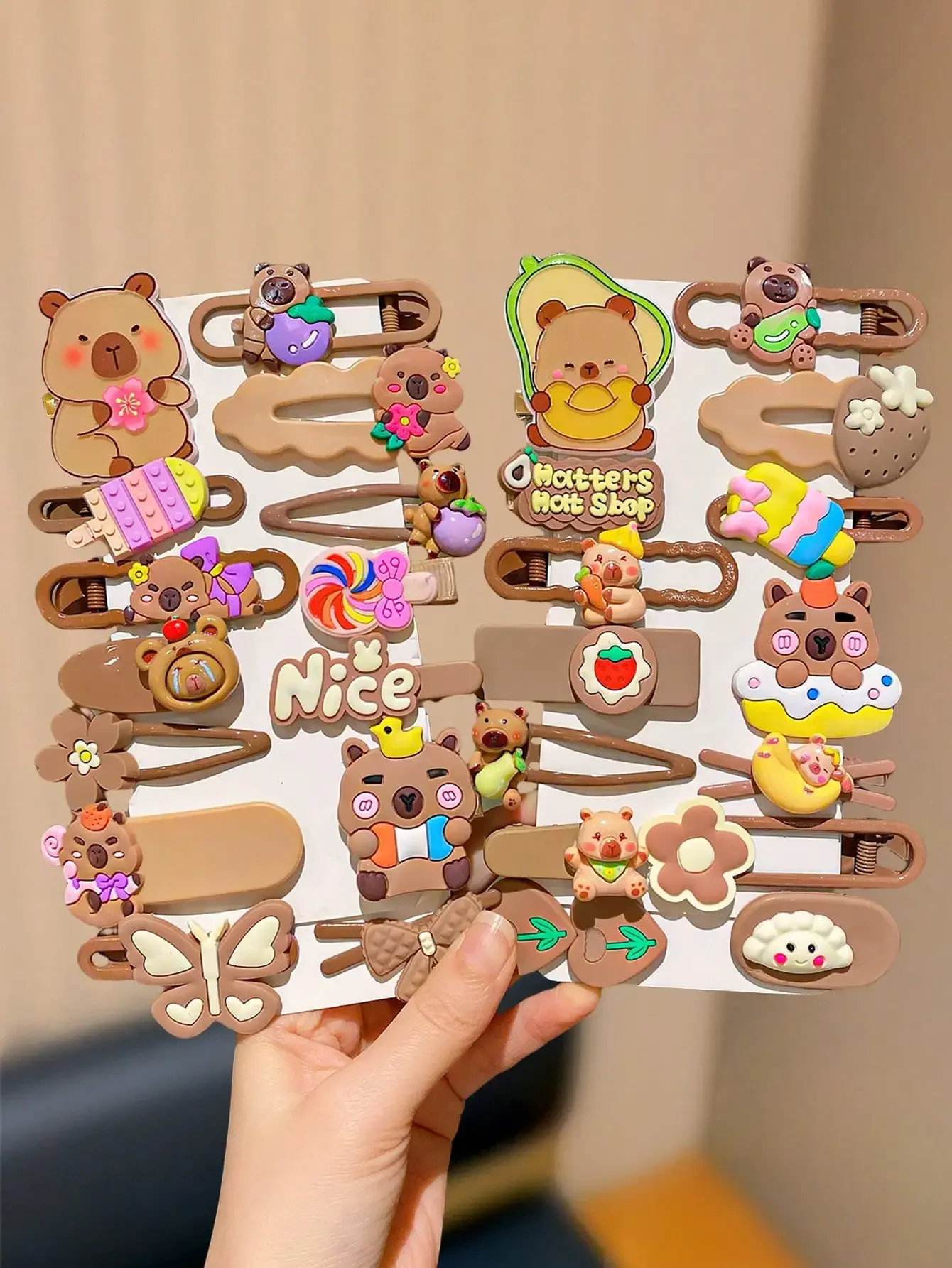 14pcs Multi-Color Capybara Hair Clips, Suitable For All Occasions, Cute Girl Hair Clips, Fashion Valuable Hair Accessories, Suitable For Girls, Perfect For Casual Wear Or Vacation Outfits, Can Also Be Used As Hair Clips, Hair Pins, Hair Decorations
14pcs Multi-Color Capybara Hair Clips, Suitable For All Occasions, Cute Girl Hair Clips, Fashion Valuable Hair Accessories, Suitable For Girls, Perfect For Casual Wear Or Vacation Outfits, Can Also Be Used As Hair Clips, Hair Pins, Hair Decorations