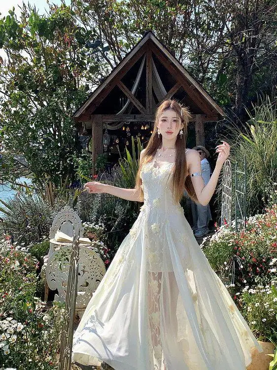 Burjuman Lace Trim A-Line Dress Women's Elegant Ceiling White Lace High-End Feelings Slimming Strap Long Gown
Burjuman Lace Trim A-Line Dress Women's Elegant Ceiling White Lace High-End Feelings Slimming Strap Long Gown
