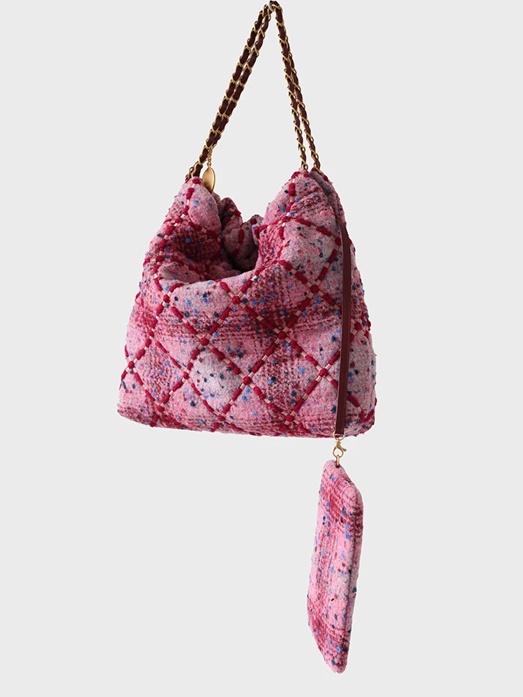 Super Svip Эксклюзивная тканая шерстяная большая сумка 22K Женская сумка Briti Sle Cheered Pattern Color Blo Повседневная сумка-тоут
Super Svip Эксклюзивная тканая шерстяная большая сумка 22K Женская сумка Briti Sle Cheered Pattern Color Blo Повседневная сумка-тоут