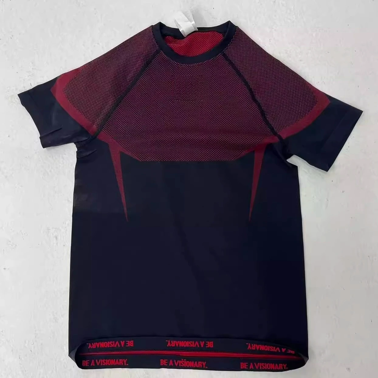 Новый мужской фитнес-спортивный жилет для бега на открытом воздухе, облегающий быстросохнущий, высокоэластичный, с короткими рукавами и длинными рукавами, с колючками на плечах
Новый мужской фитнес-спортивный жилет для бега на открытом воздухе, облегающий быстросохнущий, высокоэластичный, с короткими рукавами и длинными рукавами, с колючками на плечах