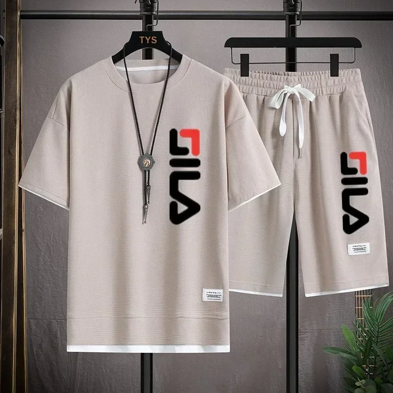 The 2025 new summer beach men's two-piece T-shirt with short sleeves and shorts, sportswear set, breathable sportswear
The 2025 new summer beach men's two-piece T-shirt with short sleeves and shorts, sportswear set, breathable sportswear