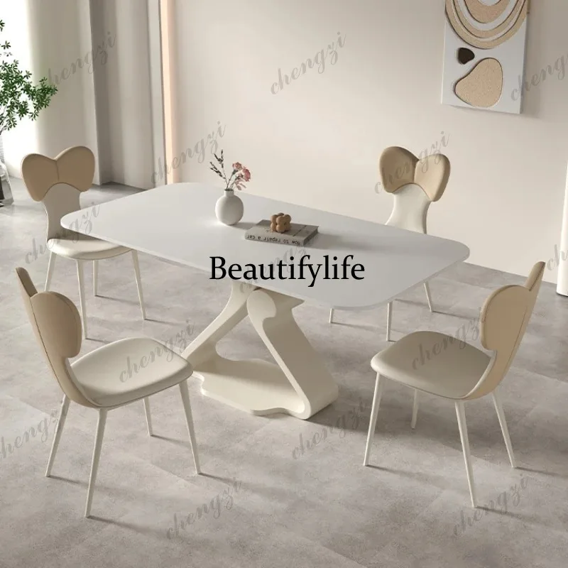 Z138 Modern minimalism Unique Designer Luxury Dining Table White 6 Person Nordic Faux Marble Dining Table Living Room Furniture
Z138 Modern minimalism Unique Designer Luxury Dining Table White 6 Person Nordic Faux Marble Dining Table Living Room Furniture