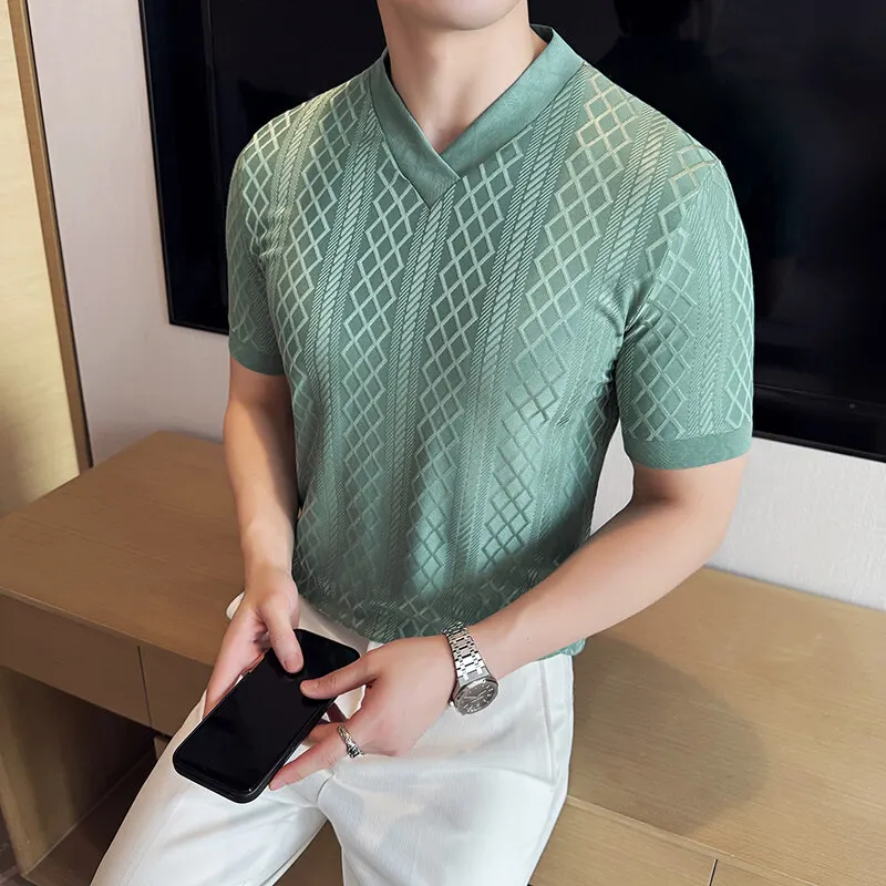 Summer Plaid V-neck T-shirt for Men Ice Silk Breathable and Comfortable T-shirt Versatile Daily Casual Tshirt Streetwear Tee Top
Summer Plaid V-neck T-shirt for Men Ice Silk Breathable and Comfortable T-shirt Versatile Daily Casual Tshirt Streetwear Tee Top