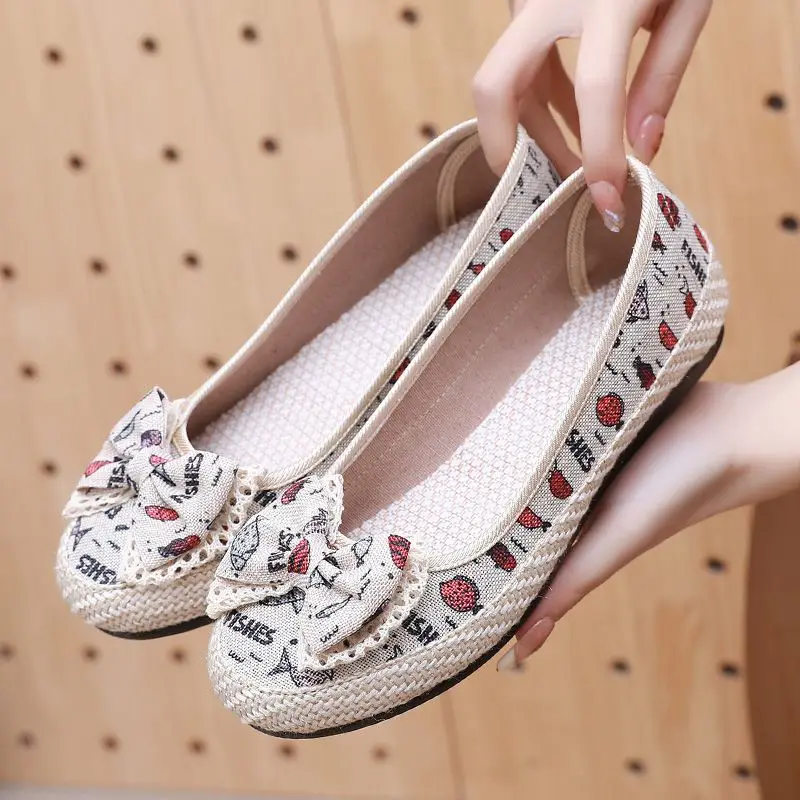Shoes for Women with Bow Slip on Flat Woman Footwear Aesthetic 39 Offers New in Stylish Designer Luxury Y2k Fashion High Quality
Shoes for Women with Bow Slip on Flat Woman Footwear Aesthetic 39 Offers New in Stylish Designer Luxury Y2k Fashion High Quality