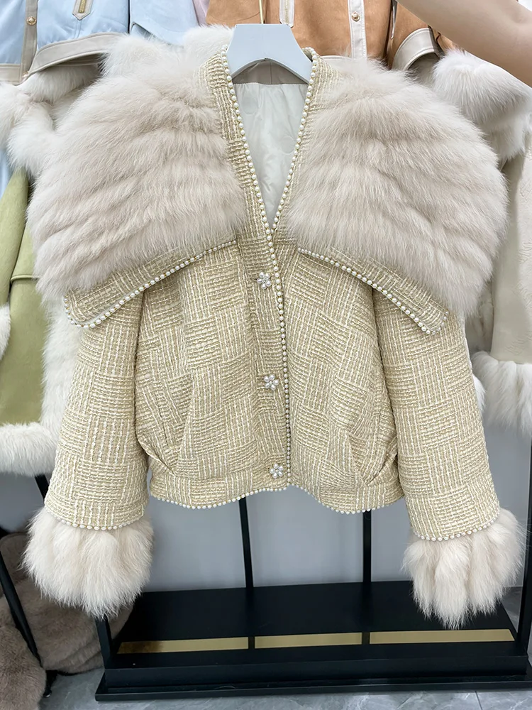 2023 Winter New Fashion Puffer Jackets Natural Fox Fur Collar Goose Down Parkas Womens Luxury Clothing
2023 Winter New Fashion Puffer Jackets Natural Fox Fur Collar Goose Down Parkas Womens Luxury Clothing