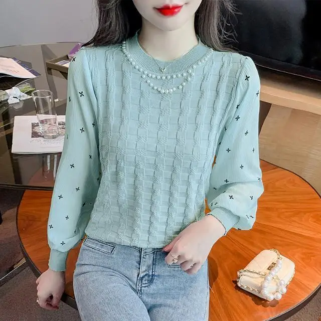 New Fashionable Style Sweater for Women Long-sleeved Spliced chiffon Age-reducing Temperament Bottoming Shirt
New Fashionable Style Sweater for Women Long-sleeved Spliced chiffon Age-reducing Temperament Bottoming Shirt
