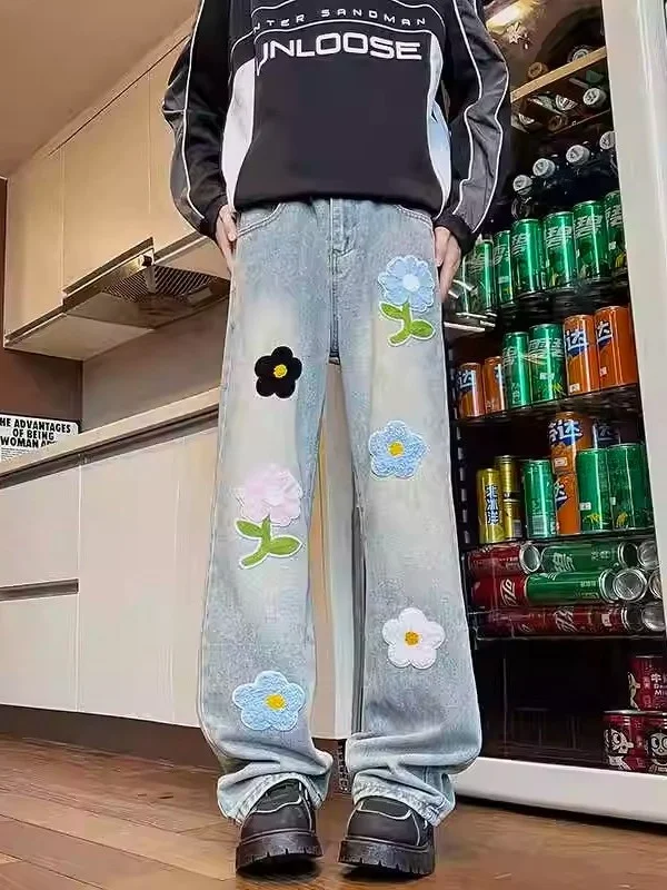 Мужские джинсы большого размера в американском ретро-стиле с вышивкой в виде лепестков, прямые, весна-осень, Haome, широкие брюки-клеш в уличном стиле
Мужские джинсы большого размера в американском ретро-стиле с вышивкой в виде лепестков, прямые, весна-осень, Haome, широкие брюки-клеш в уличном стиле