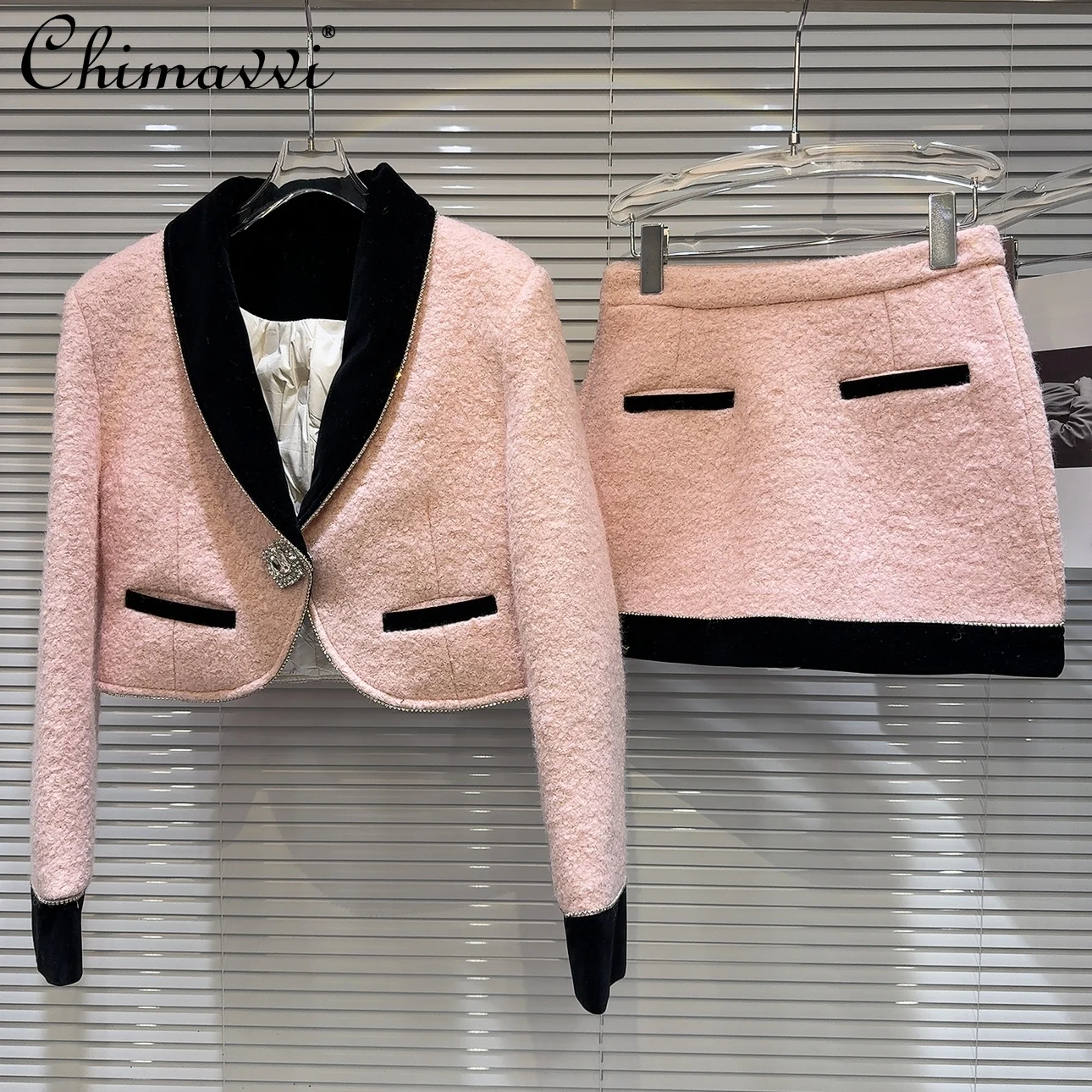 Ladies Two-Piece Set Winter Clothes New Fashion Diamond Collar Long-sleeved Slim-fit Down Jacket Skirt Elegant Woolen Outfits
Ladies Two-Piece Set Winter Clothes New Fashion Diamond Collar Long-sleeved Slim-fit Down Jacket Skirt Elegant Woolen Outfits