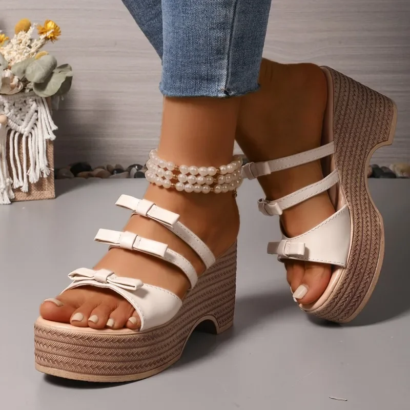 2025 Summer Plus Size Women's Round Toe Platform Wedges Sandals Outdoor Casual Butterfly-knot Slippers for Daily Weave Slippers
2025 Summer Plus Size Women's Round Toe Platform Wedges Sandals Outdoor Casual Butterfly-knot Slippers for Daily Weave Slippers