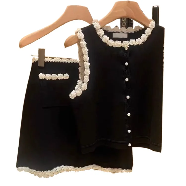 Black Knitted Vest + Black Short Skirt Set Women's Lace 2025 New Summer Girl Two Piece
Black Knitted Vest + Black Short Skirt Set Women's Lace 2025 New Summer Girl Two Piece