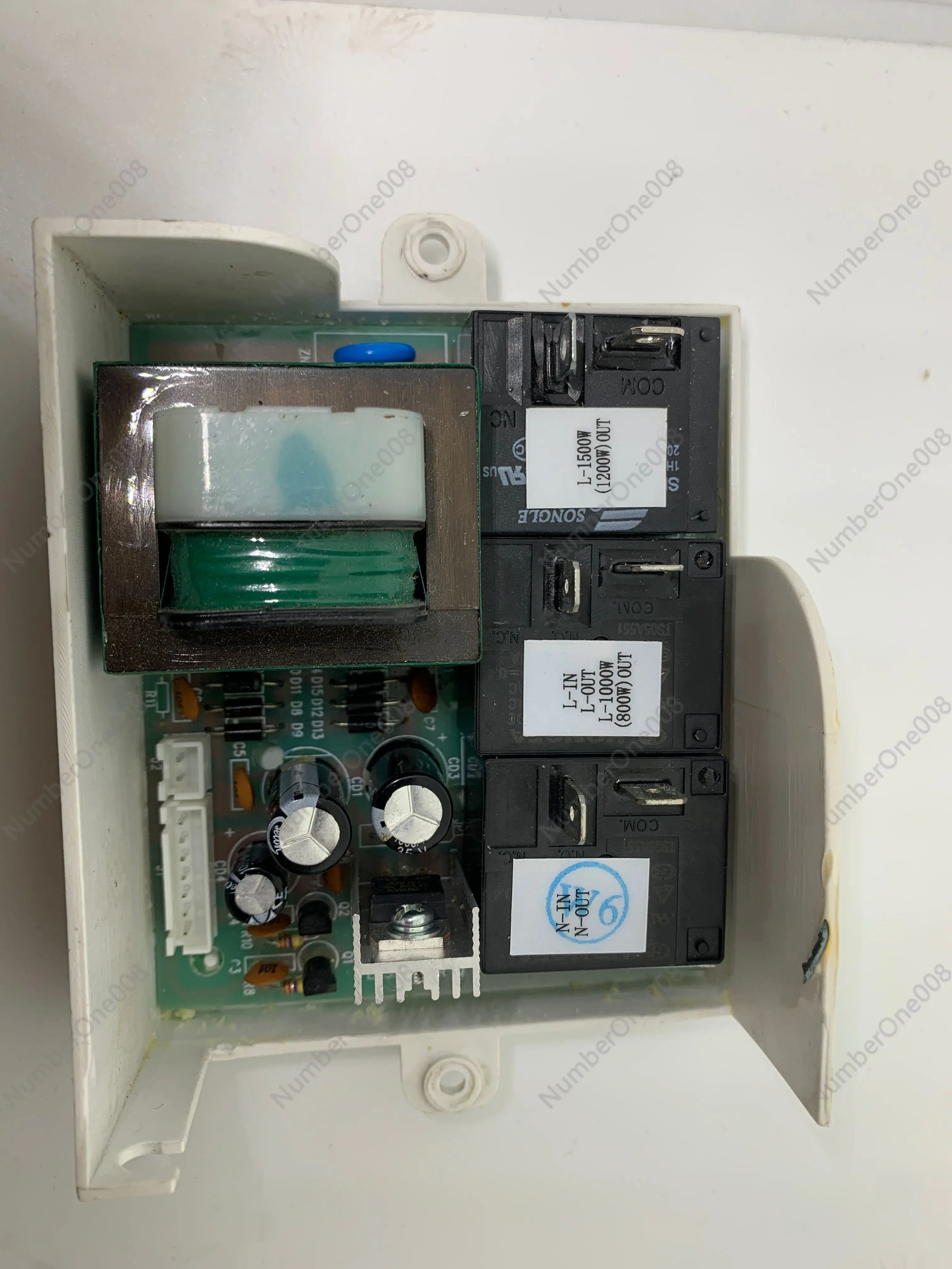 For Ariston, electric water heater accessories - main board control board, power board 0483 seven pins, new main board
For Ariston, electric water heater accessories - main board control board, power board 0483 seven pins, new main board
